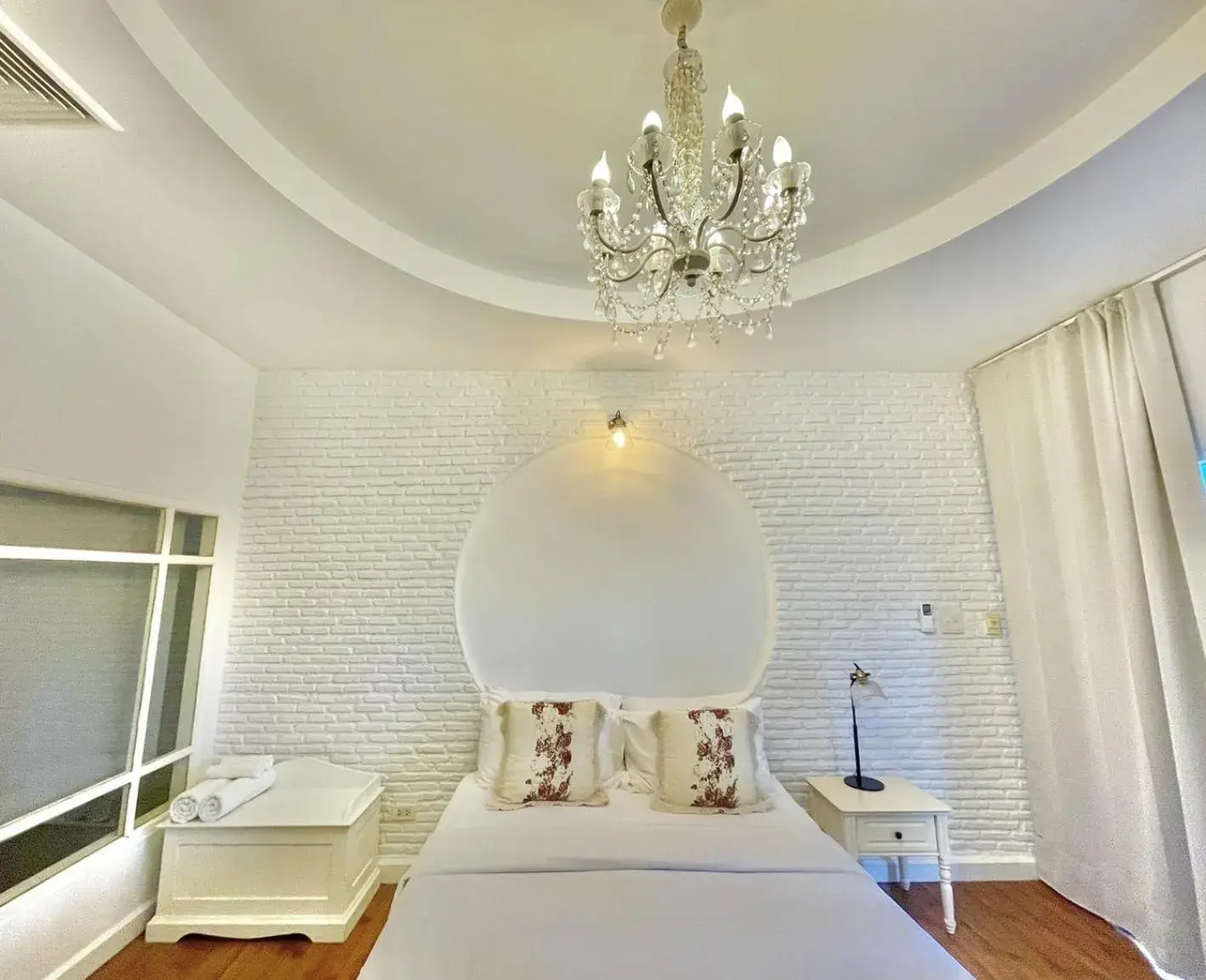 Bed in Green Gallery Beach Boutique Hotel Bed in Green Gallery Beach Boutique Hotel