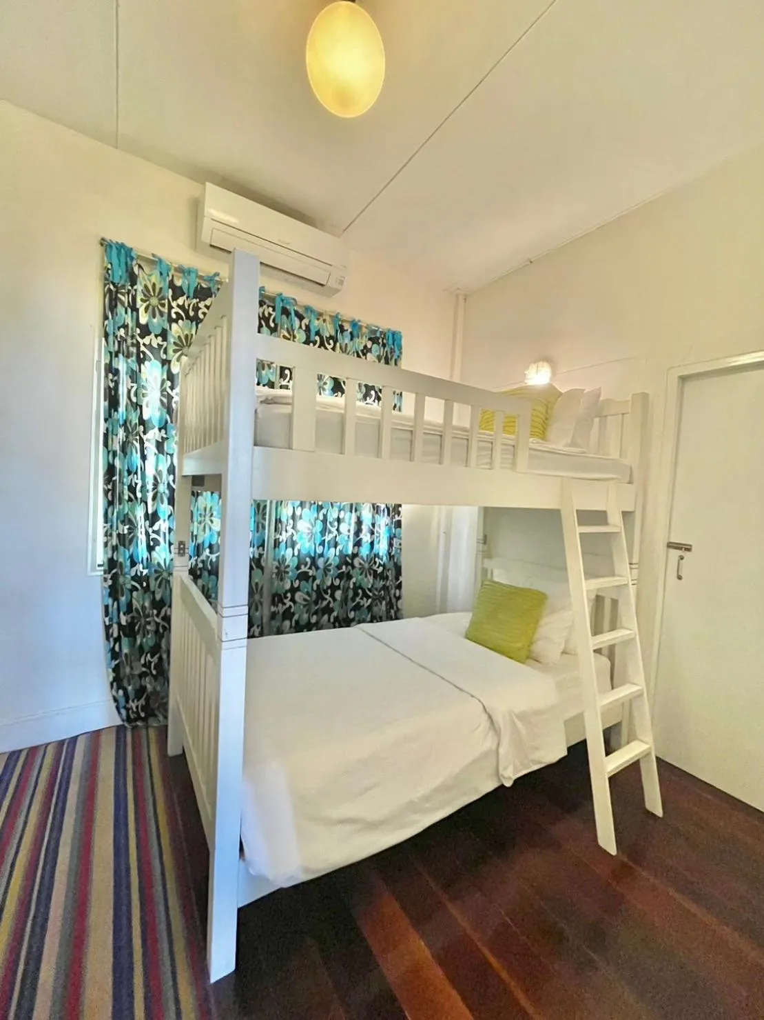 bunk bed, Bed in Green Gallery Beach Boutique Hotel