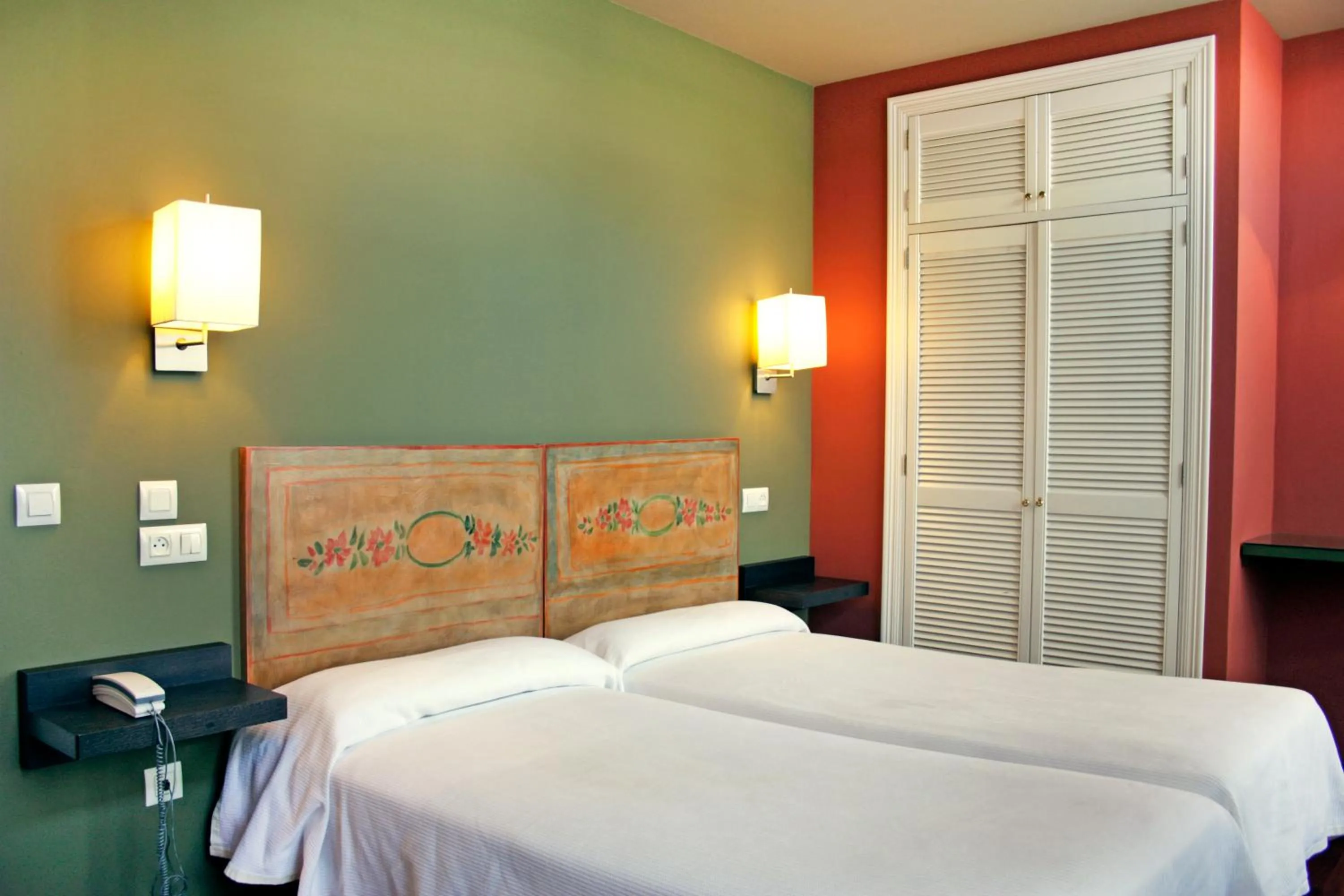 Bed in Hotel La Colmena