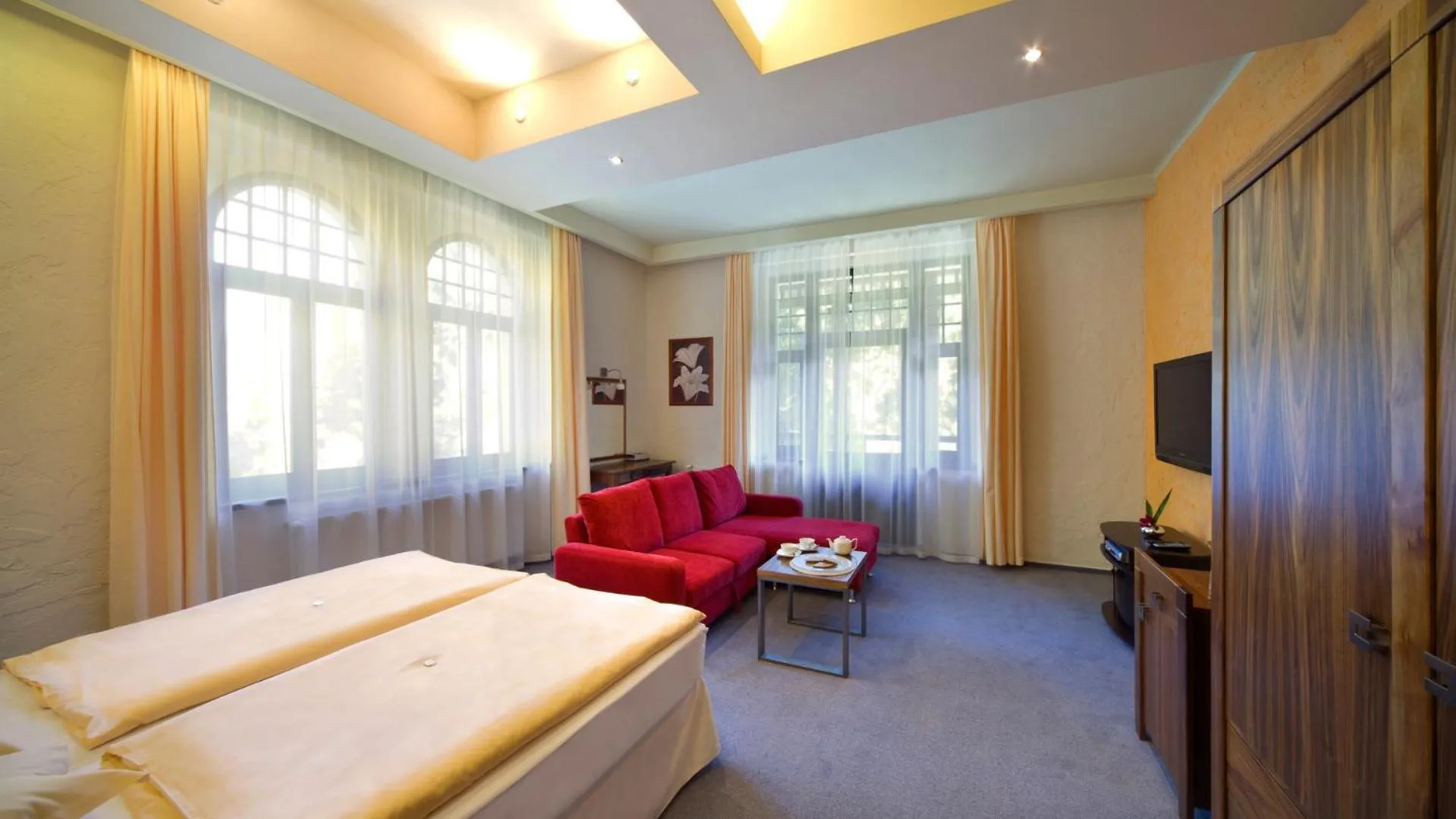 Bed in Spa & Wellness Hotel St. Moritz