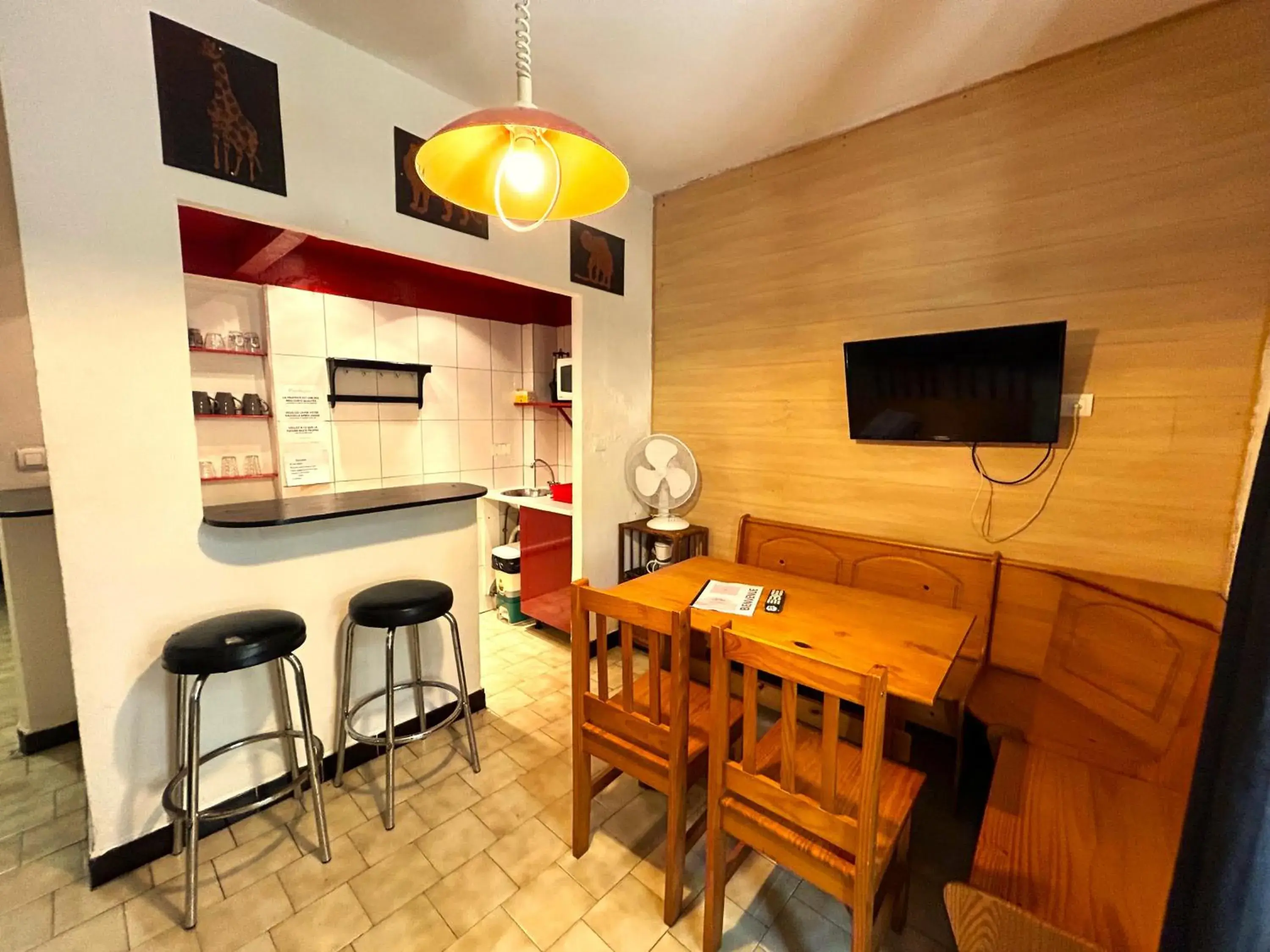 Family Studio in Hôtel Le Bon Accueil Family Studio in Hôtel Le Bon Accueil
