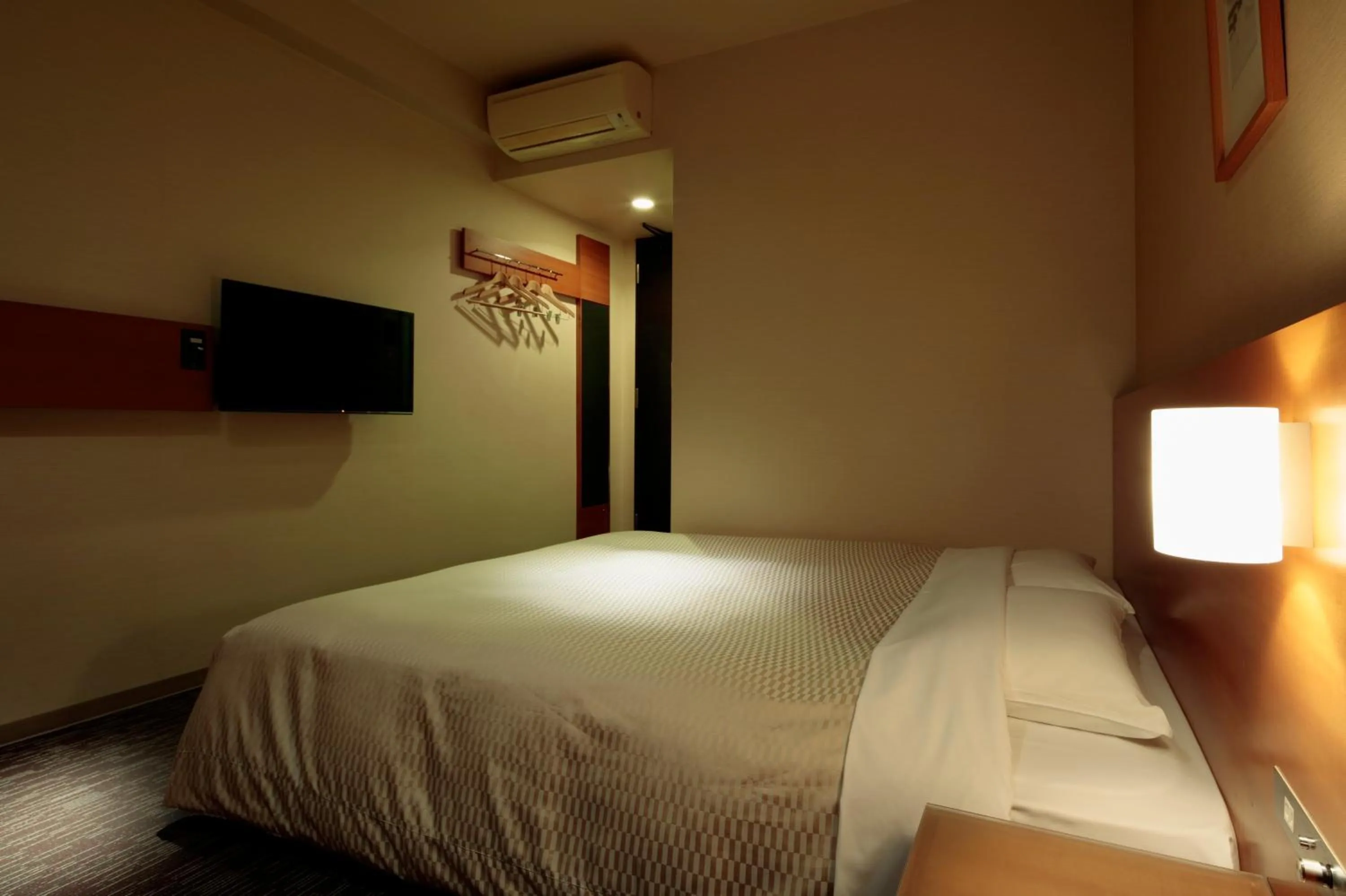 Bedroom, Bed in Candeo Hotels Sano