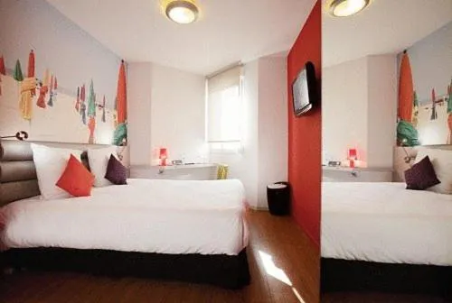 Bedroom, Bed in ibis Styles Saint Brieuc Gare Centre