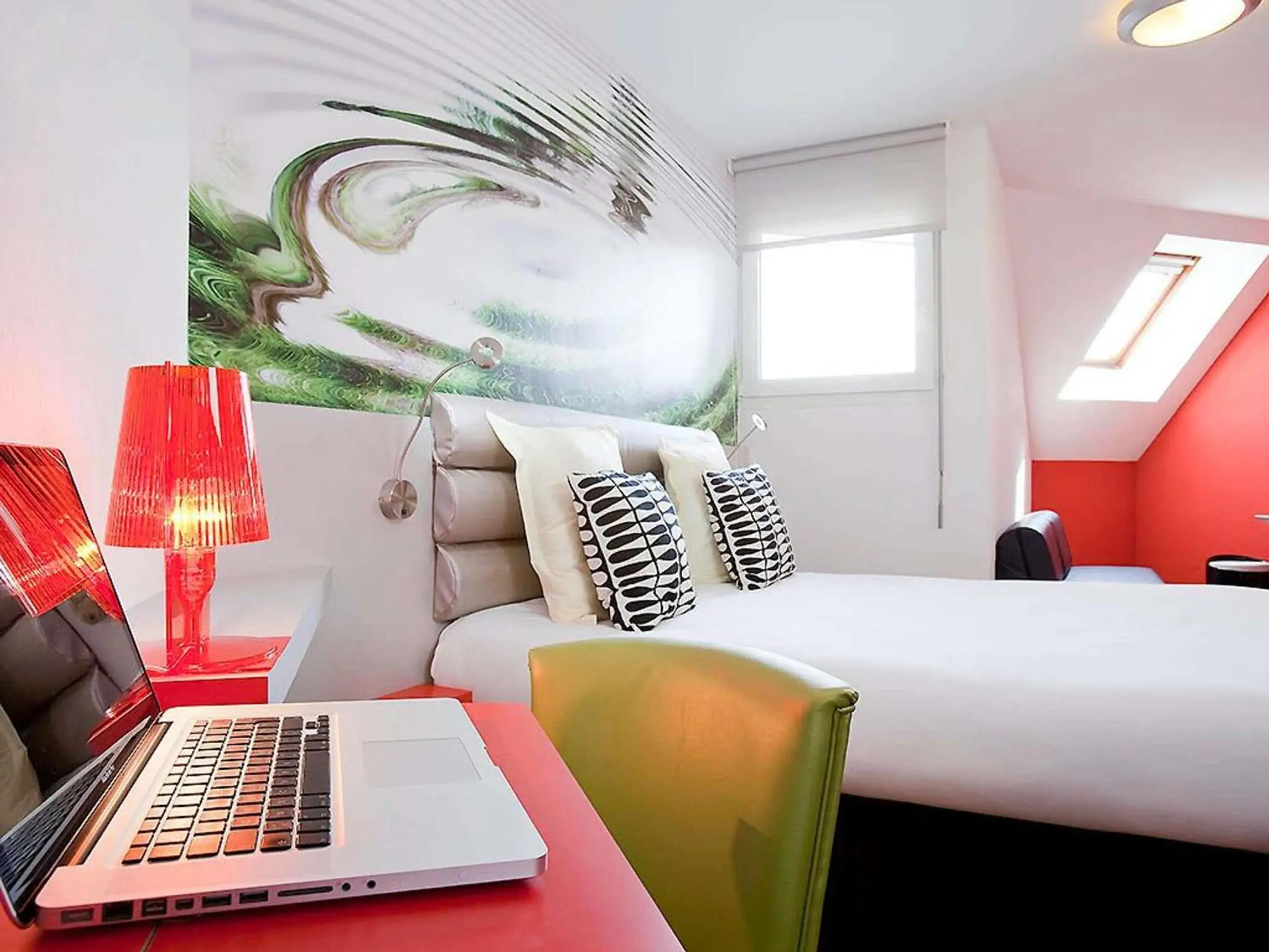 Bedroom, Bed in ibis Styles Saint Brieuc Gare Centre Bedroom, Bed in ibis Styles Saint Brieuc Gare Centre