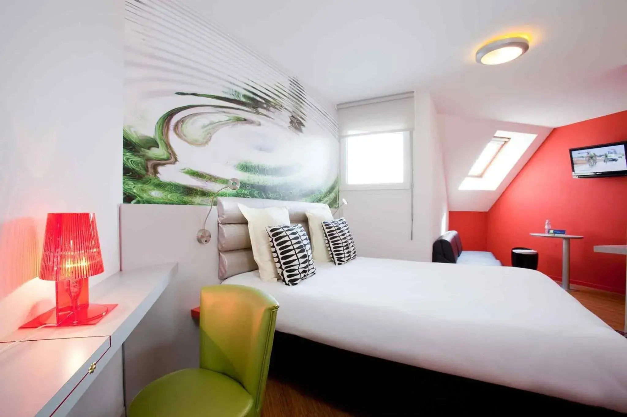 Bedroom, Bed in ibis Styles Saint Brieuc Gare Centre Bedroom, Bed in ibis Styles Saint Brieuc Gare Centre