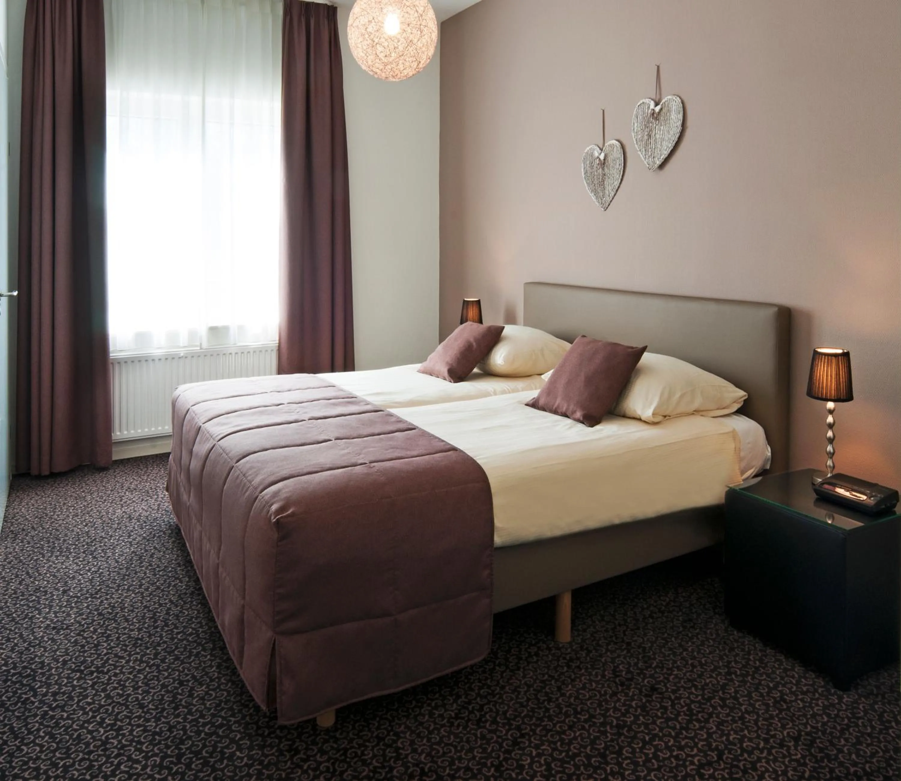 Photo of the whole room, Bed in Hotel Berg en Dal