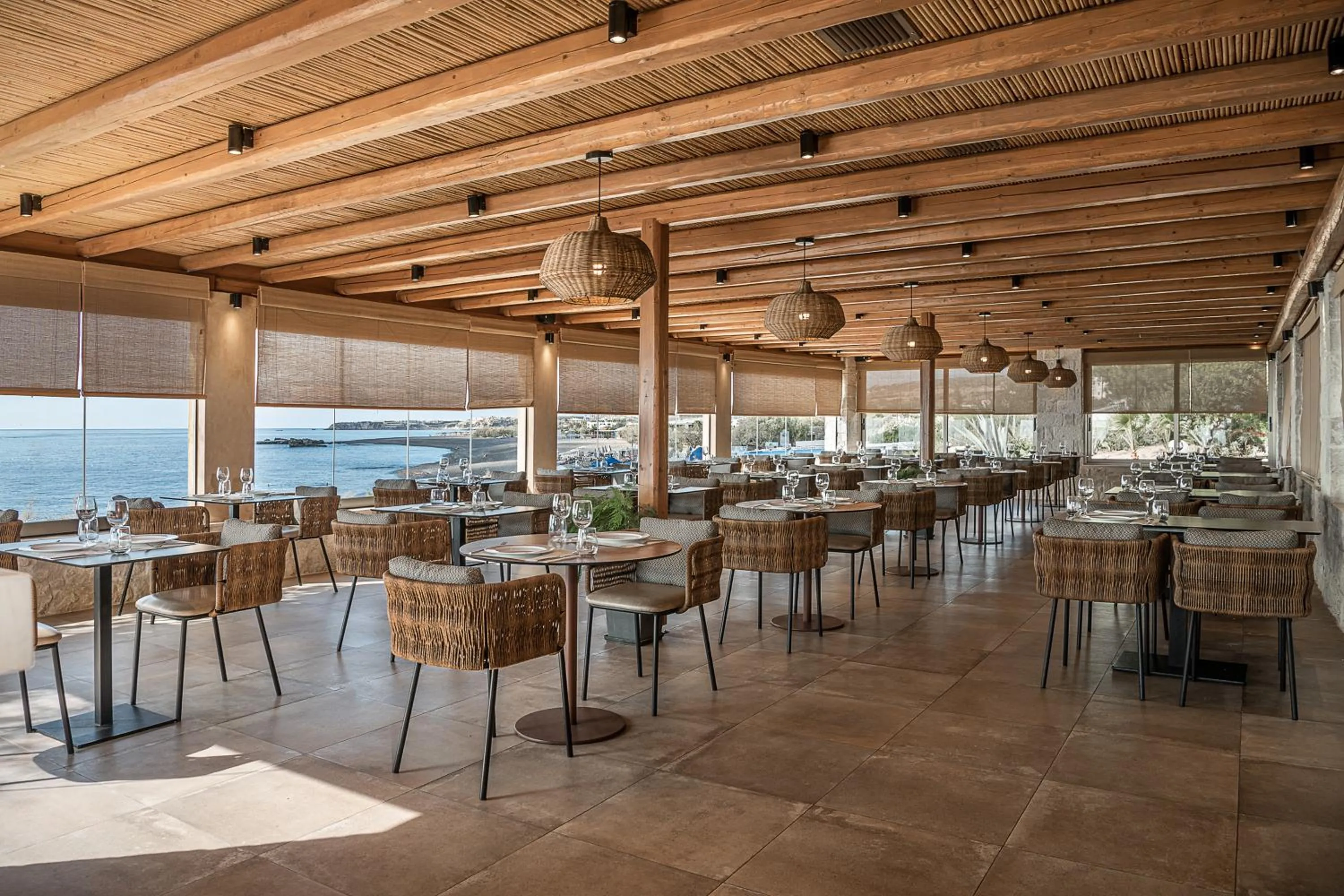 Restaurant/places to eat in Kakkos Beach Hotel - Adults Only