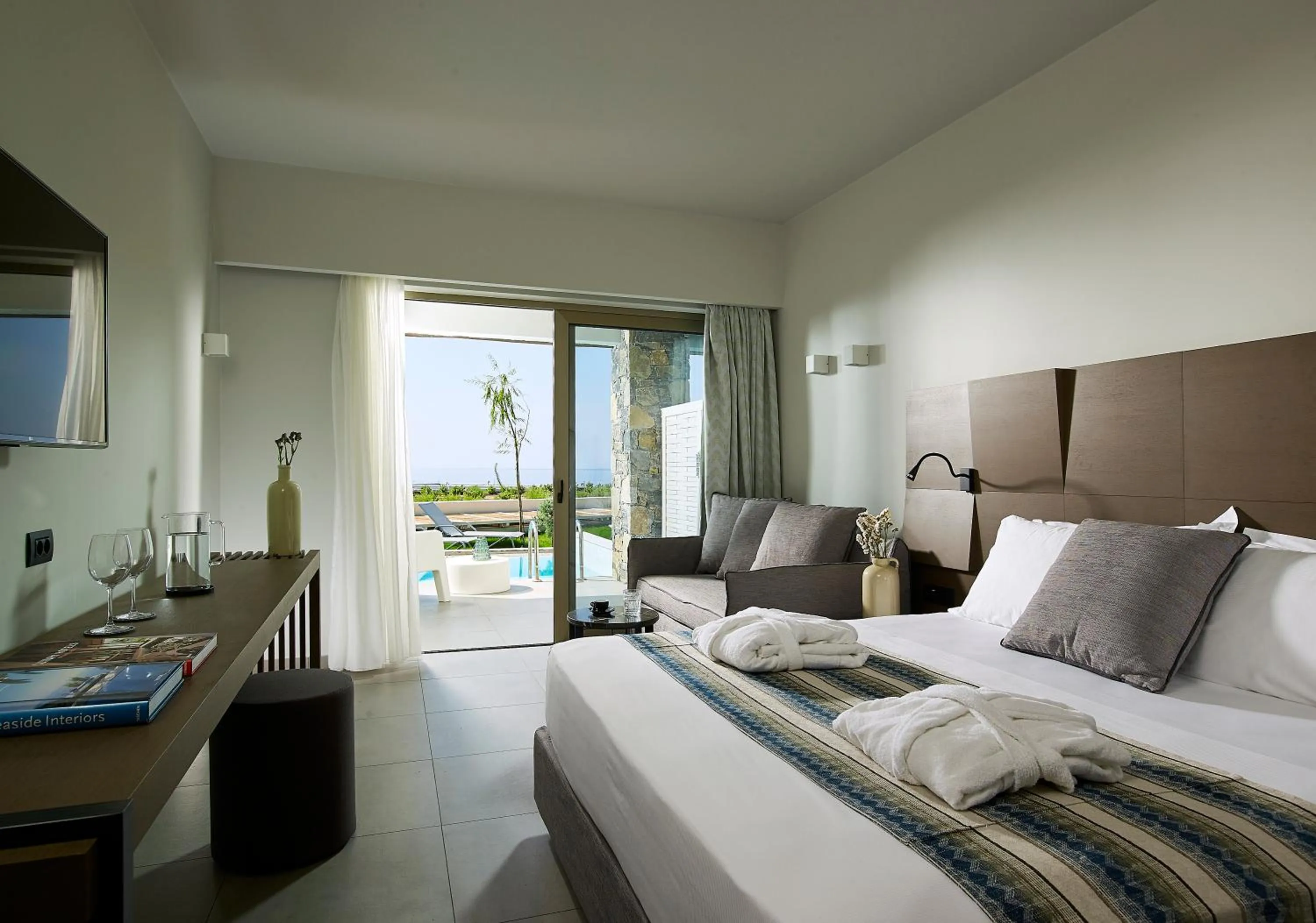 Photo of the whole room, Bed in Kakkos Beach Hotel - Adults Only