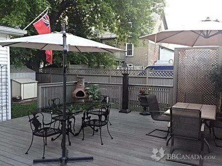 Patio in Sir Isaac Brock B&B Luxury Suites