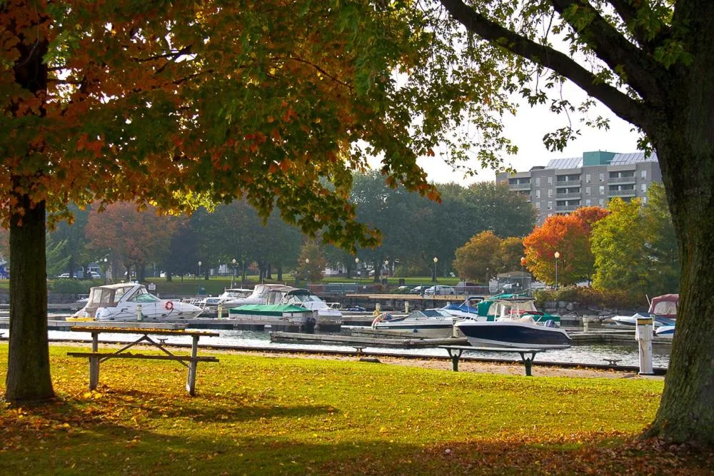 Sir Isaac Brock B&B Luxury Suites