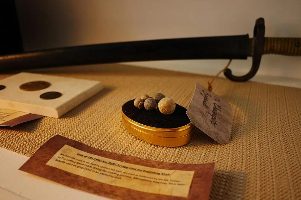 Sir Isaac Brock B&B Luxury Suites