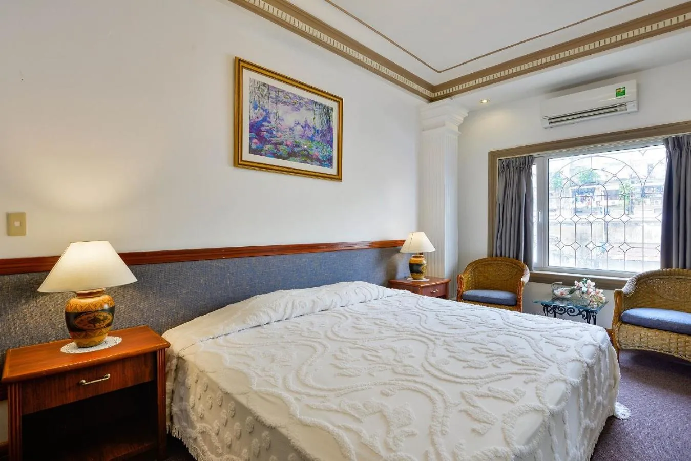 Bedroom, Bed in The Spring Hotel