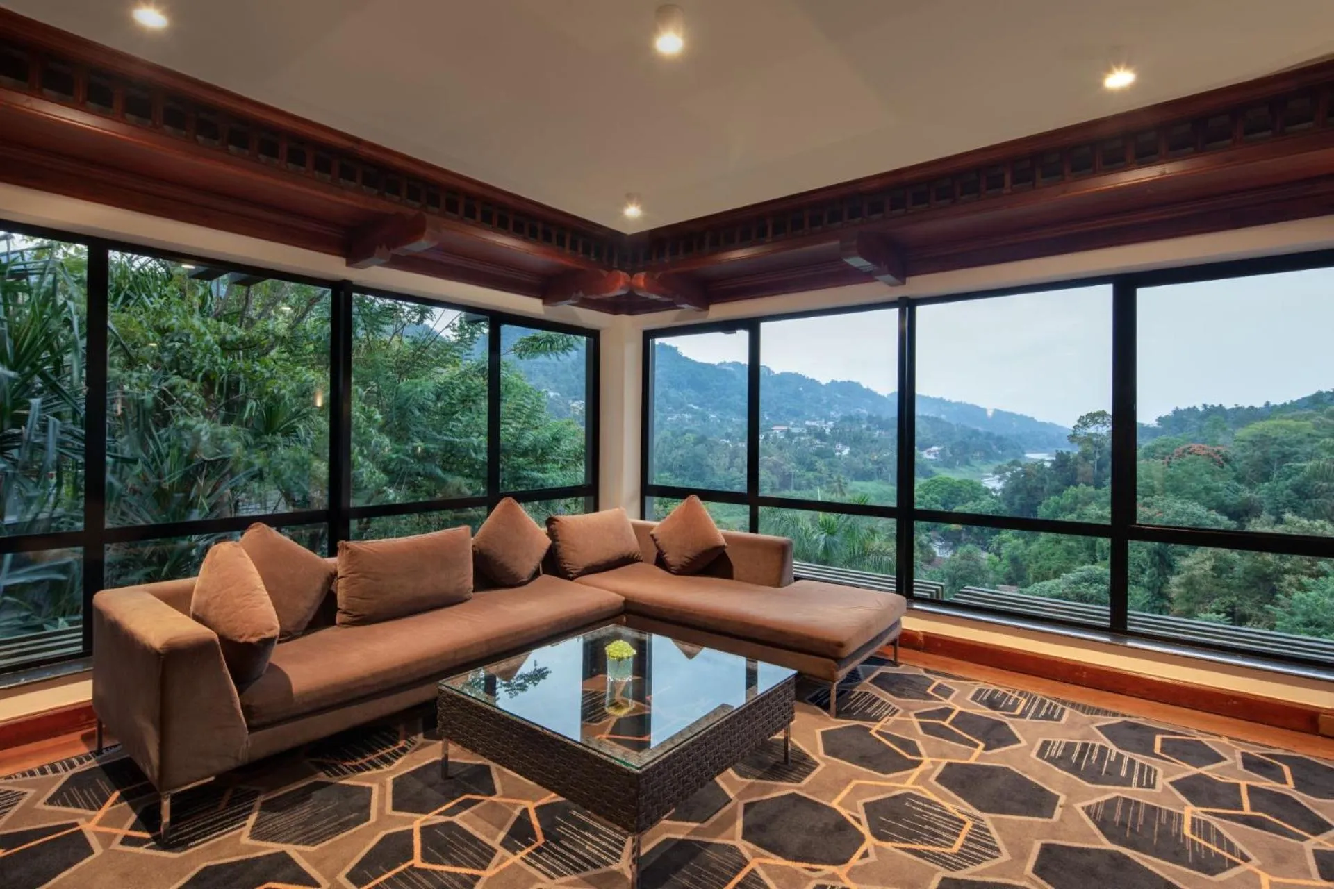 Lounge or bar in Earl's Regency Hotel