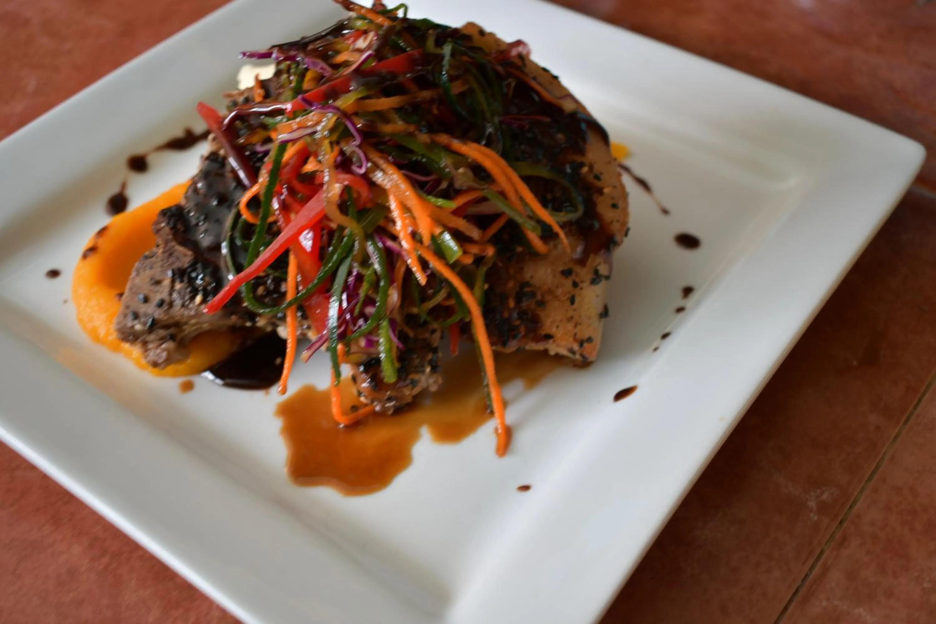 Lunch in King Lewey's Island Resort