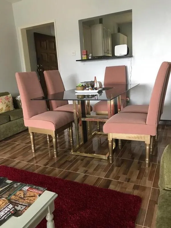 Dining area in Sea 7