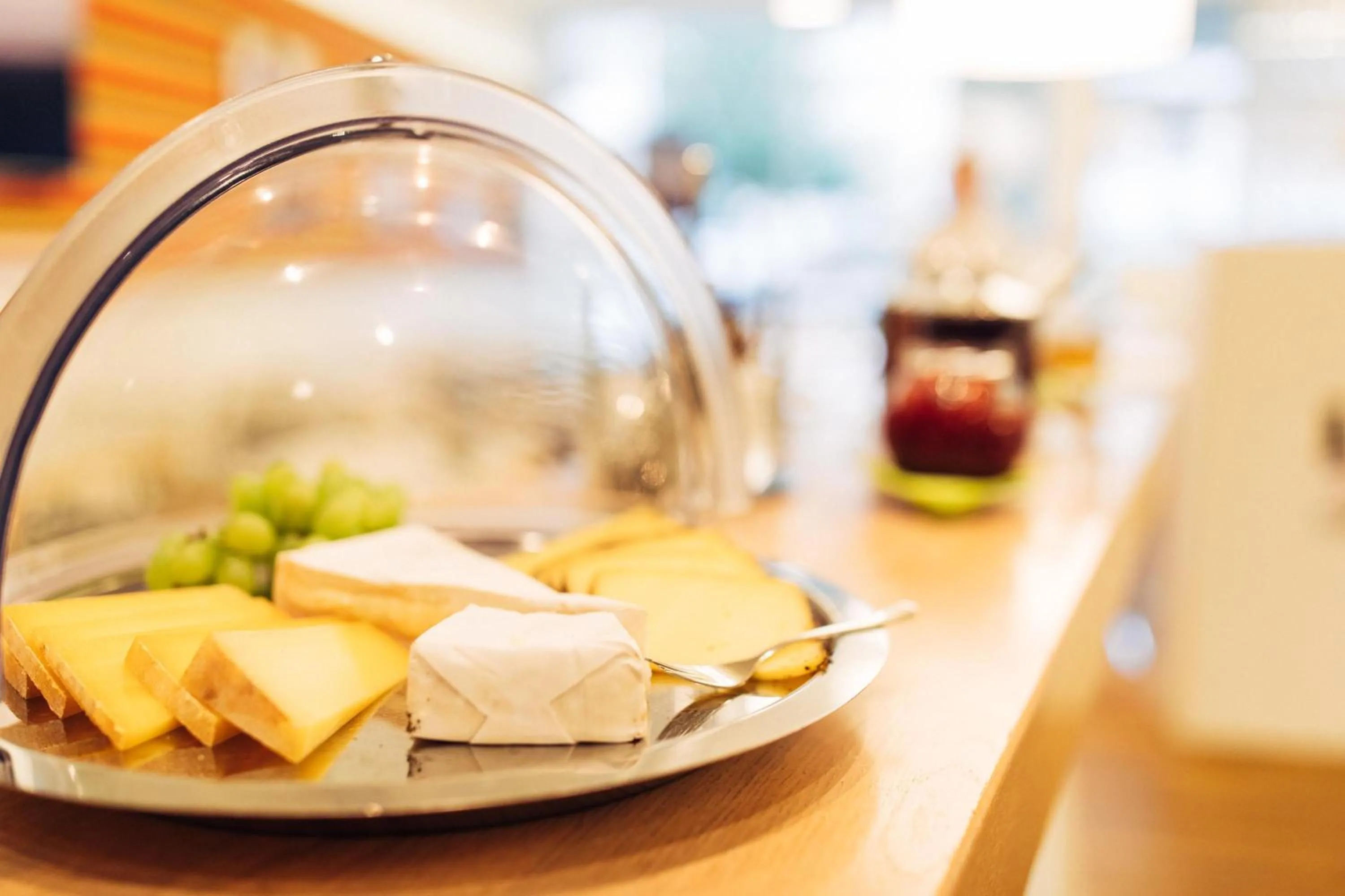 Restaurant/places to eat in harry's home Dornbirn hotel & apartments