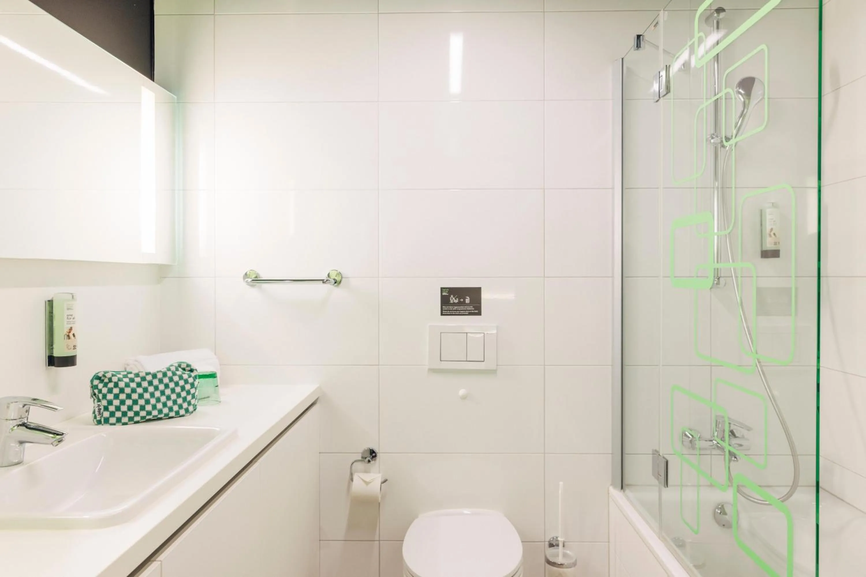 Bathroom in harry's home Dornbirn hotel & apartments