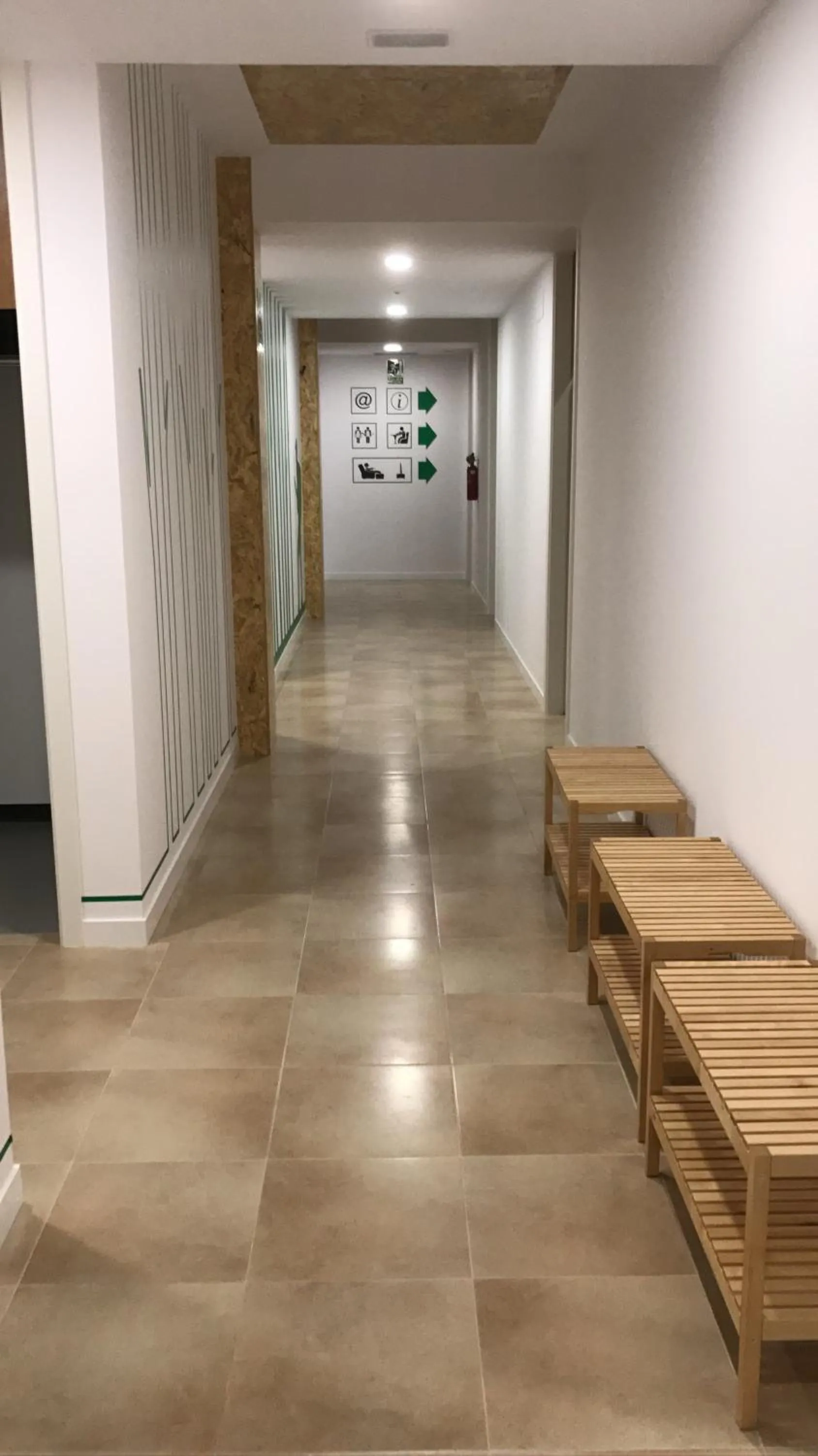 Albergue O Pedrón Hostel & Rooms