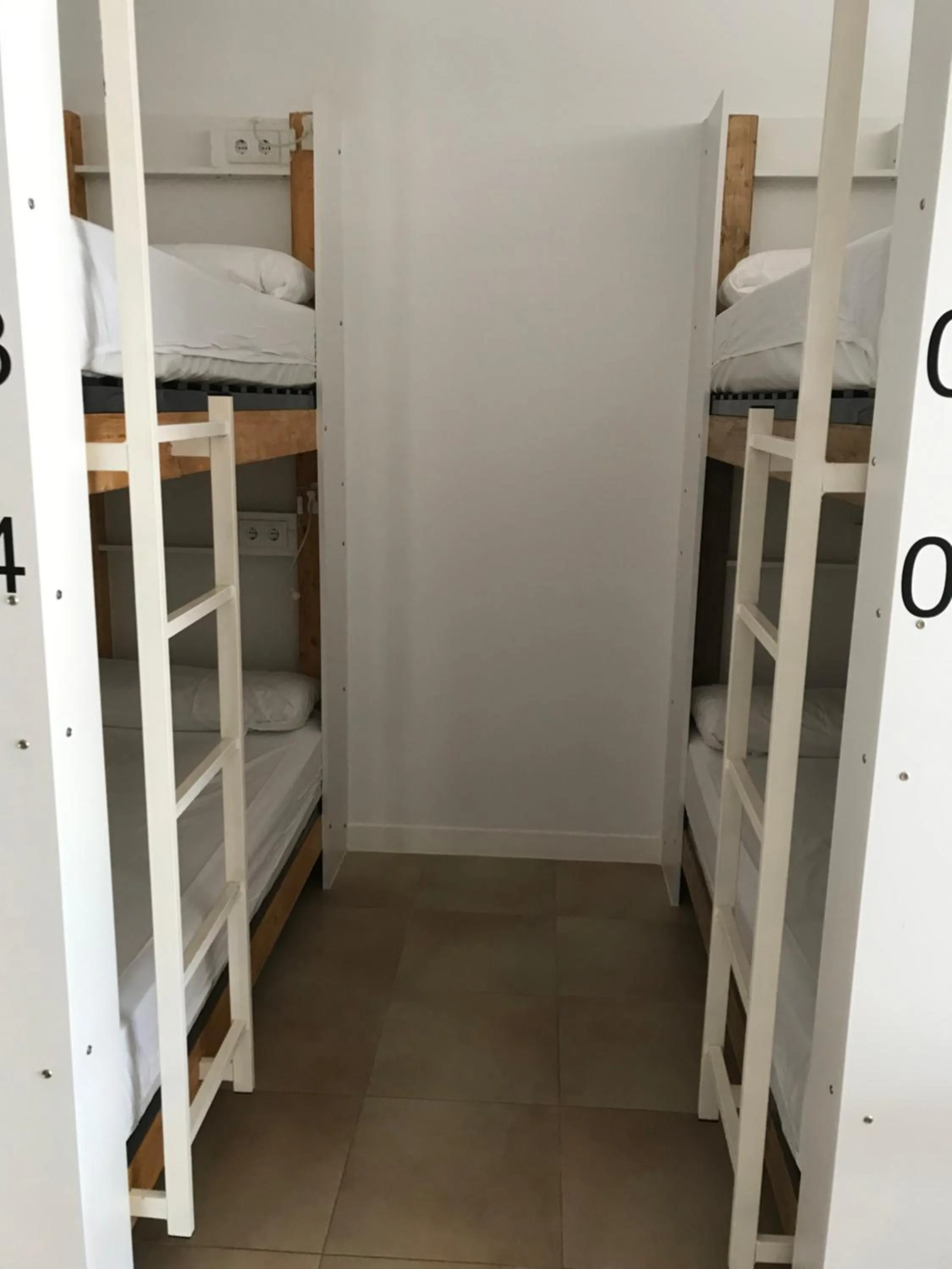 Bed in Albergue O Pedrón Hostel & Rooms