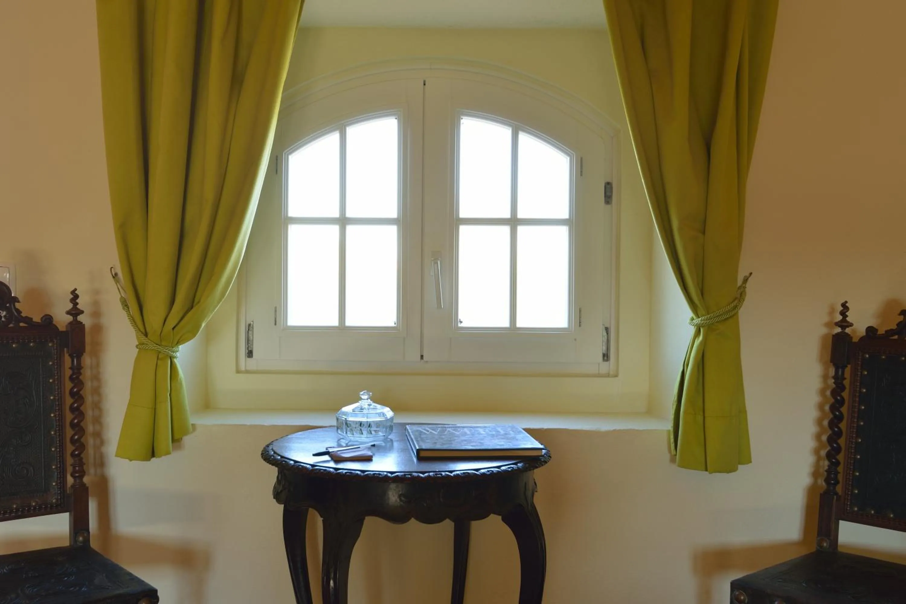 Decorative detail in Quinta Do Scoto