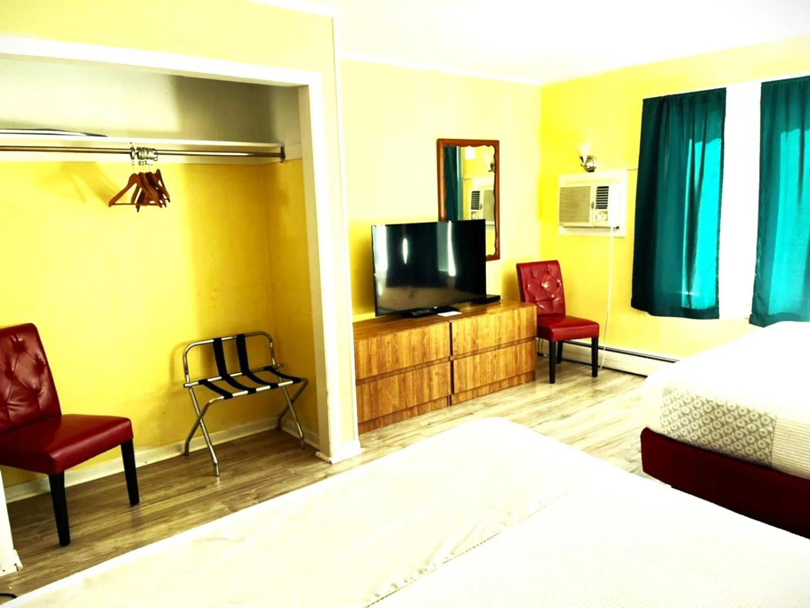 Bed in Buena Vista Inn Motel