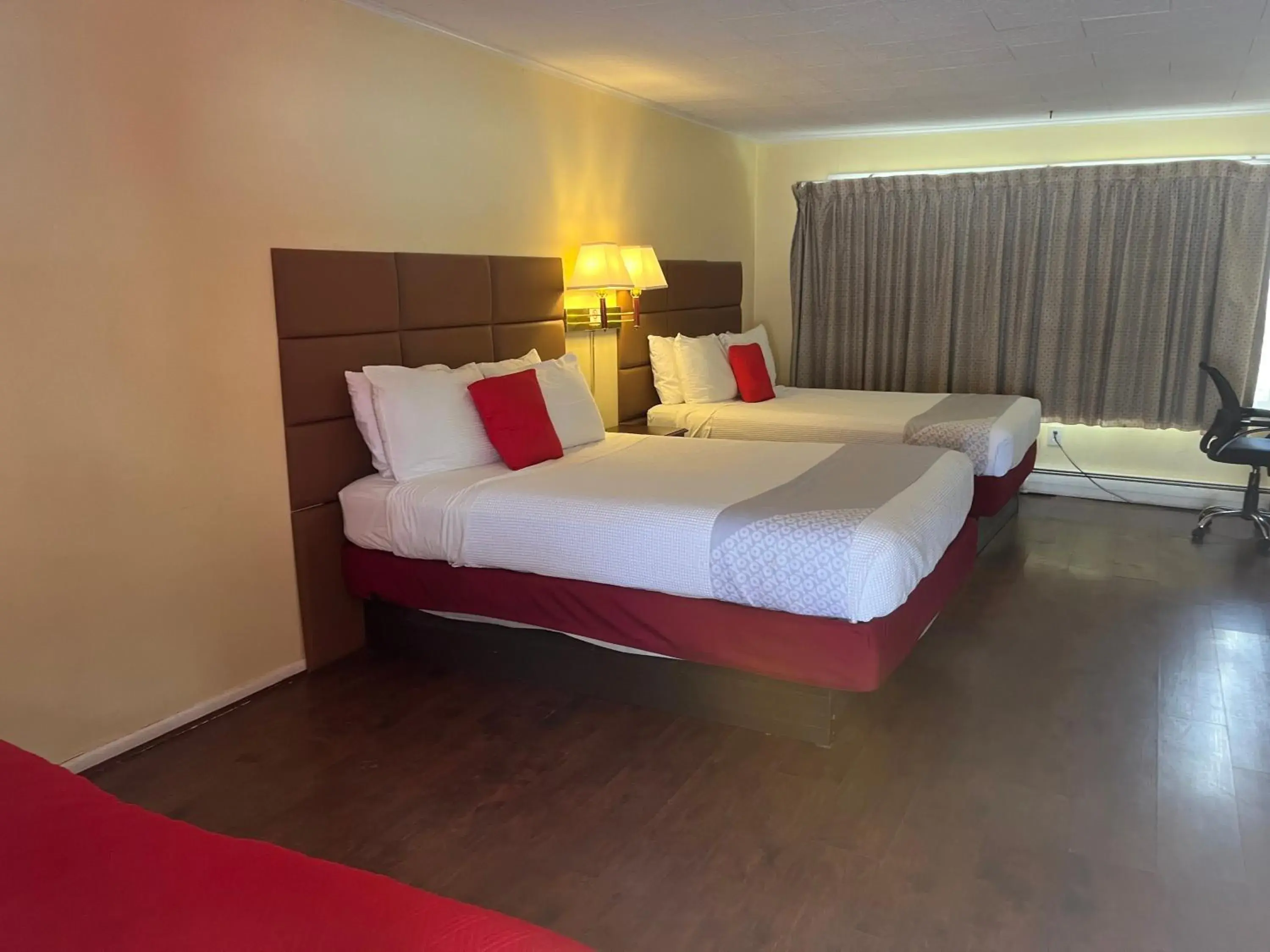 Bed in Buena Vista Inn Motel Bed in Buena Vista Inn Motel