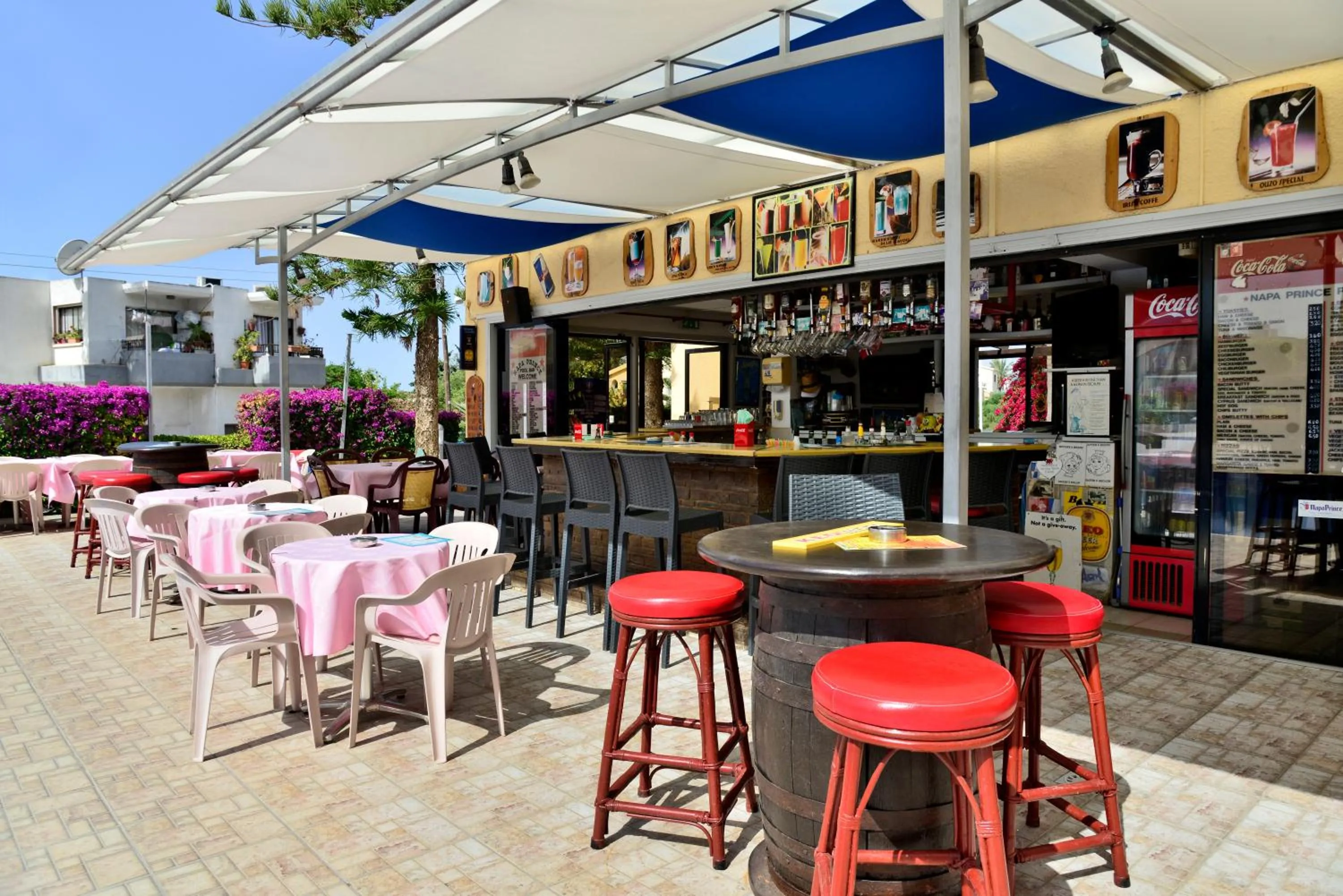 Restaurant/places to eat in Napa Prince Hotel Apts