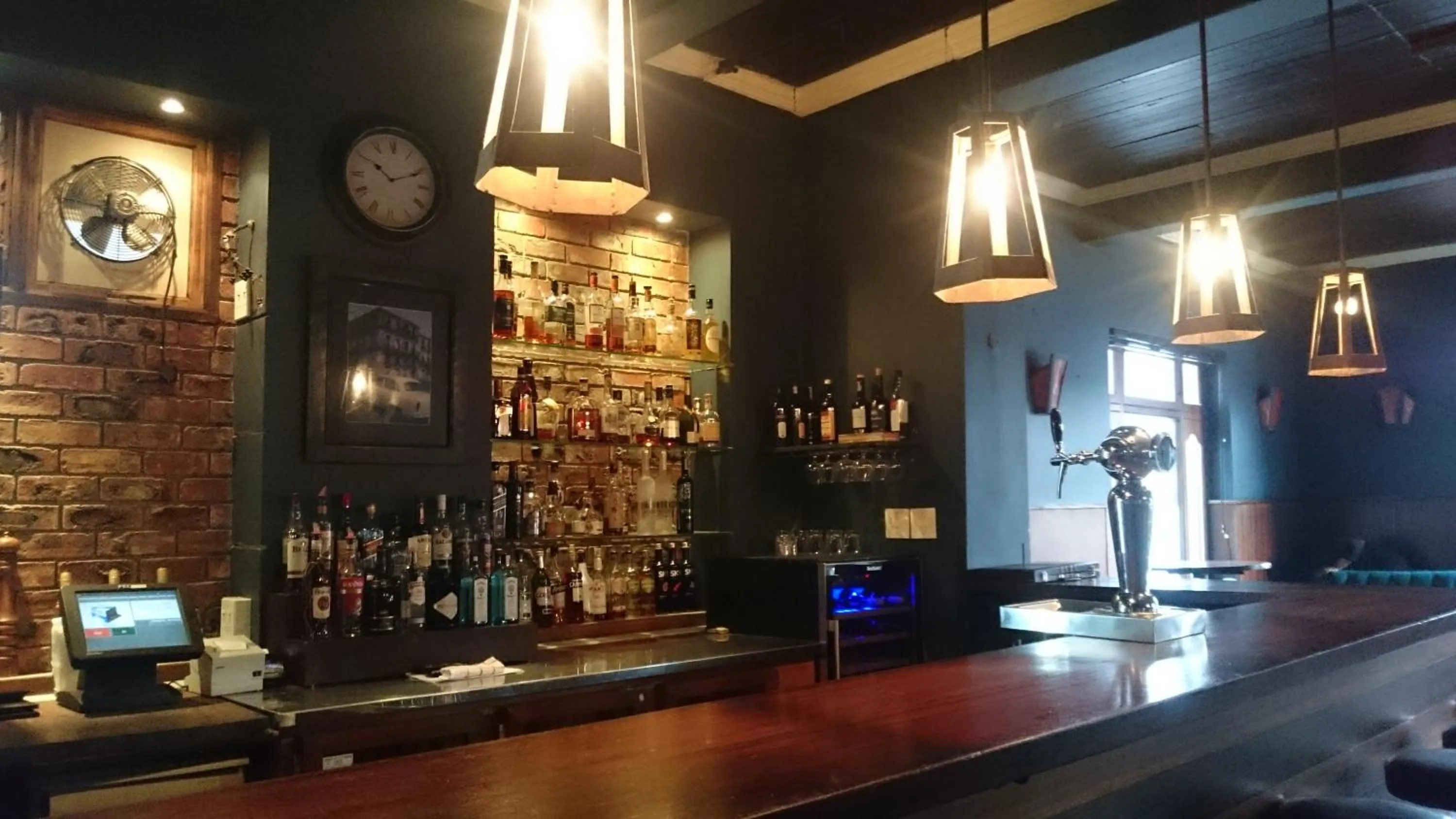 Lounge or bar in Chapmans Peak Beach Hotel