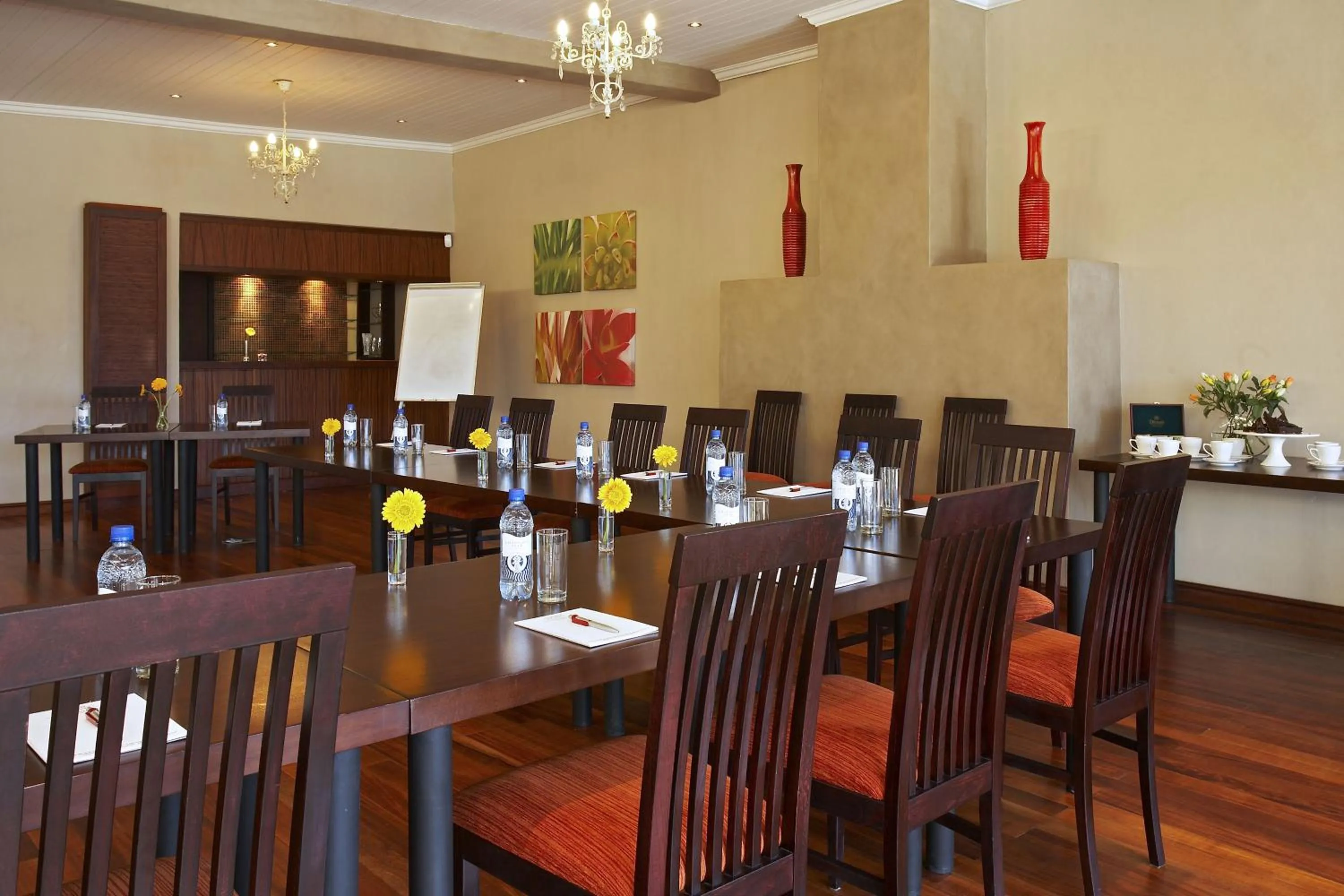 Business facilities in Chapmans Peak Beach Hotel