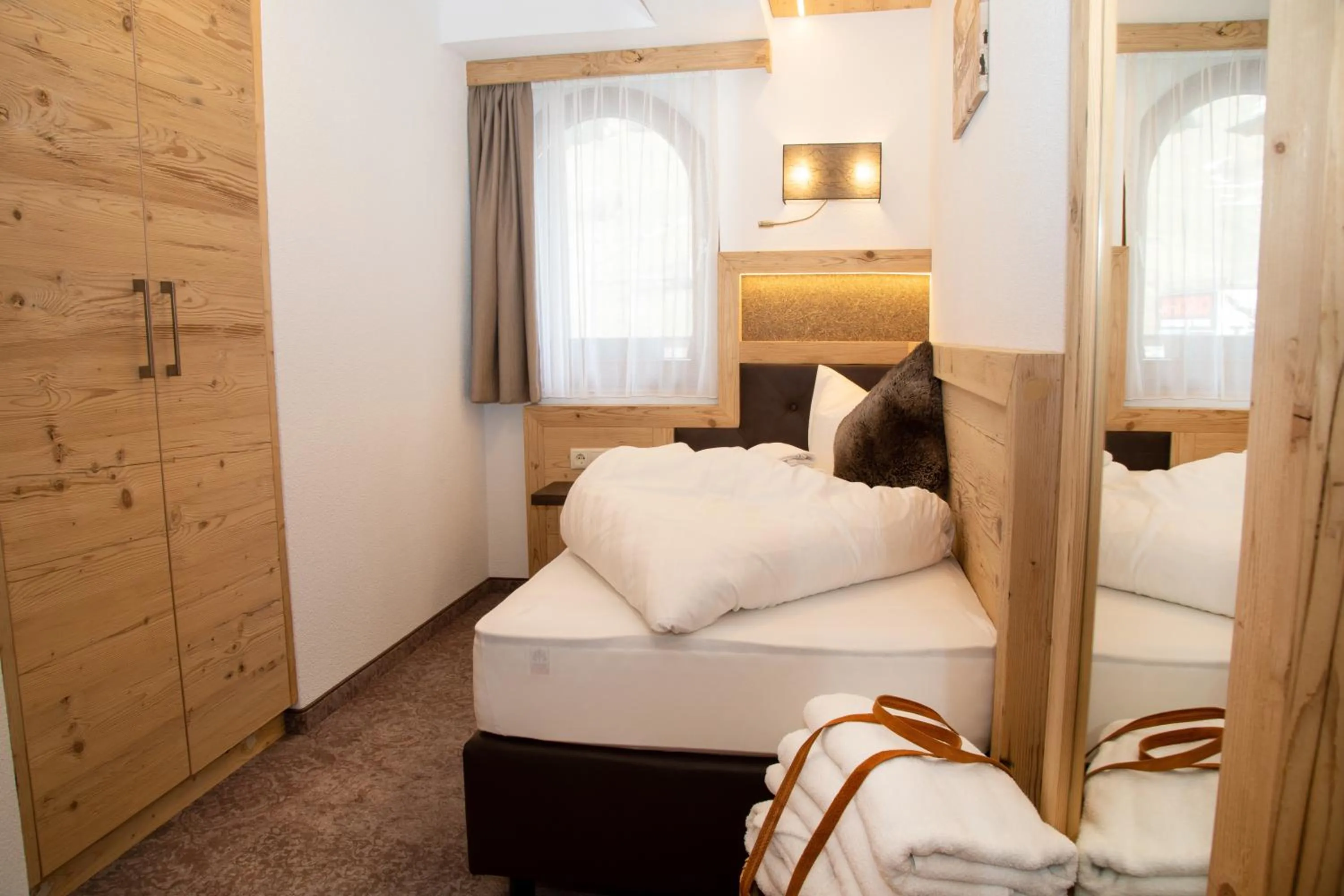 Bedroom, Bed in Hotel Victoria