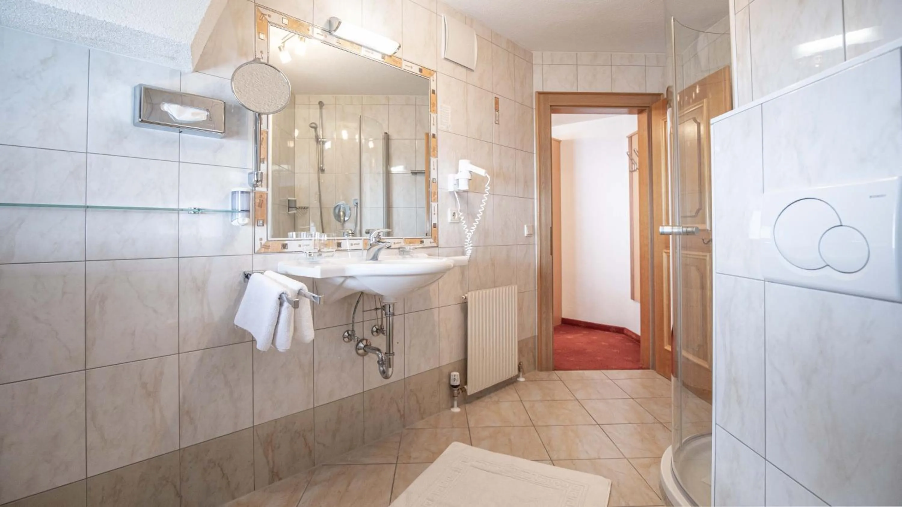 Bathroom in Hotel Victoria