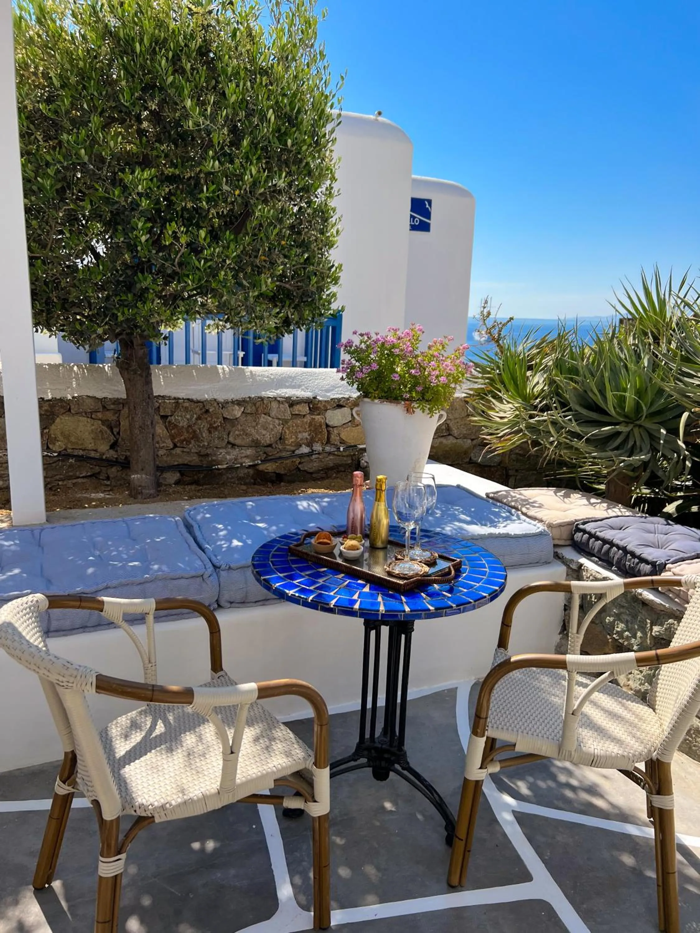 Patio in Portobello Boutique Hotel