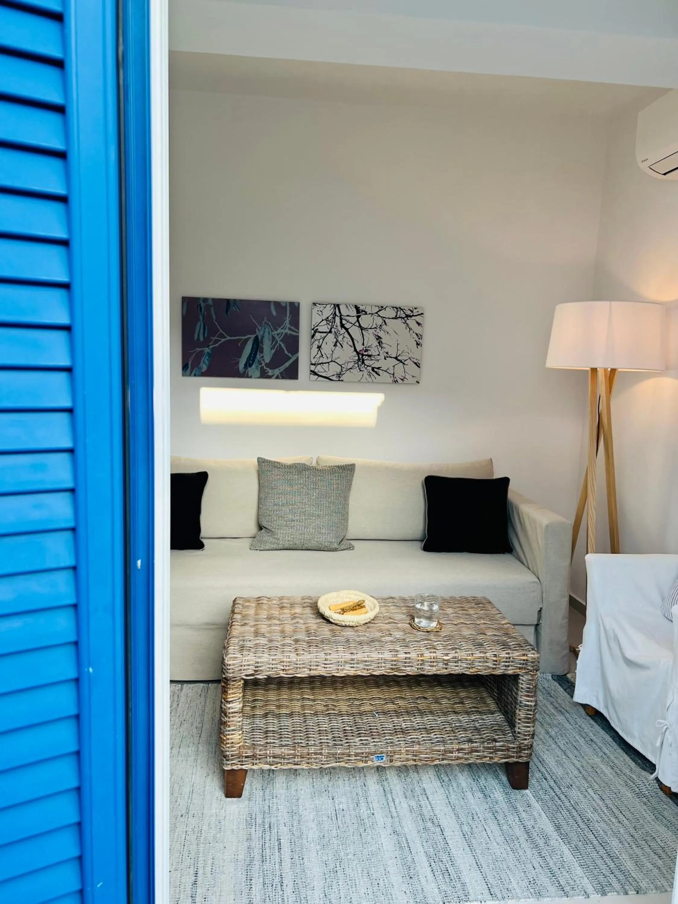 Living room, Bed in Portobello Boutique Hotel