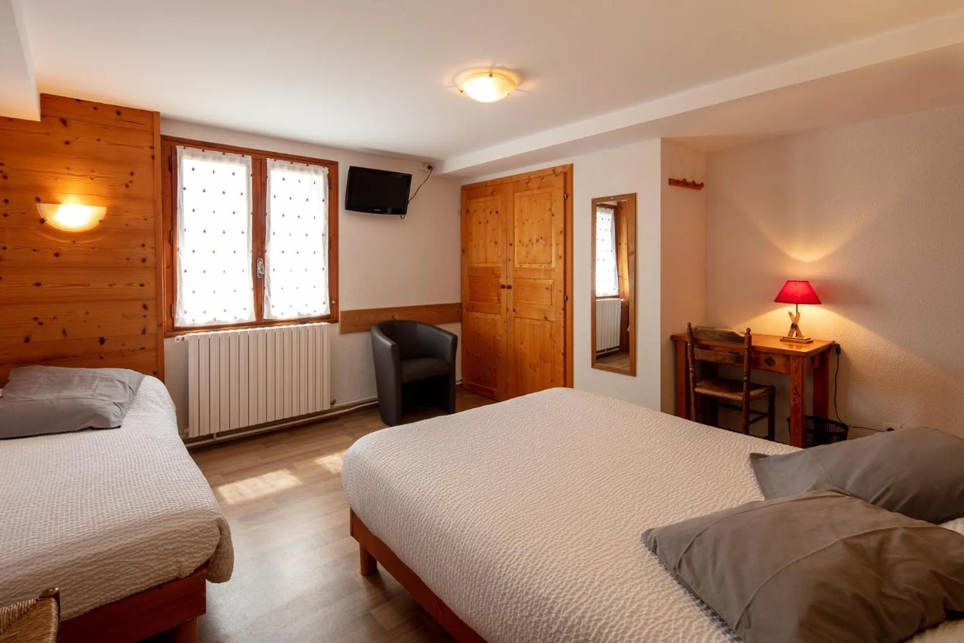 Bed in Hôtel Restaurant L'ancienne Auberge