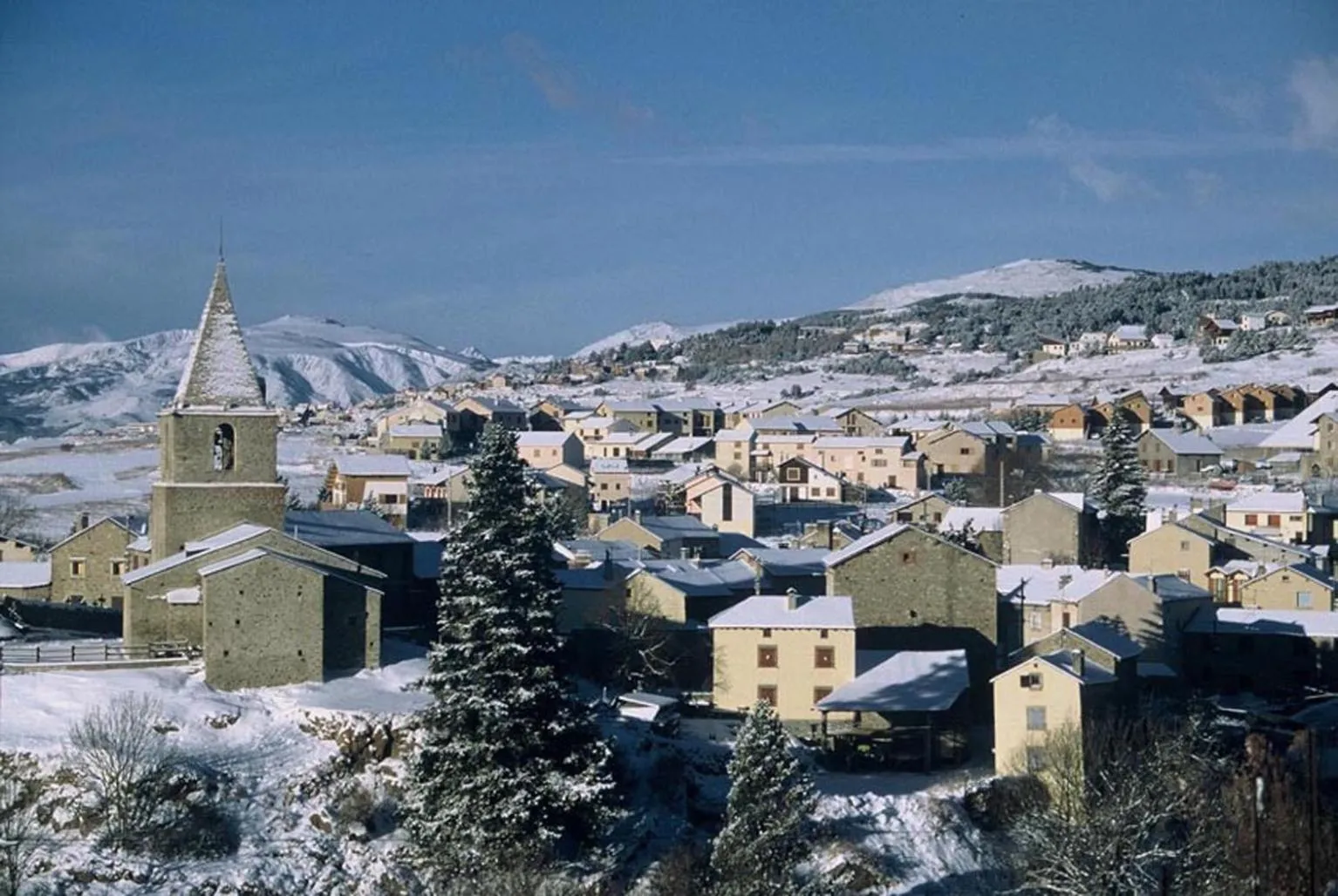 Area and facilities in Hôtel Restaurant L'ancienne Auberge