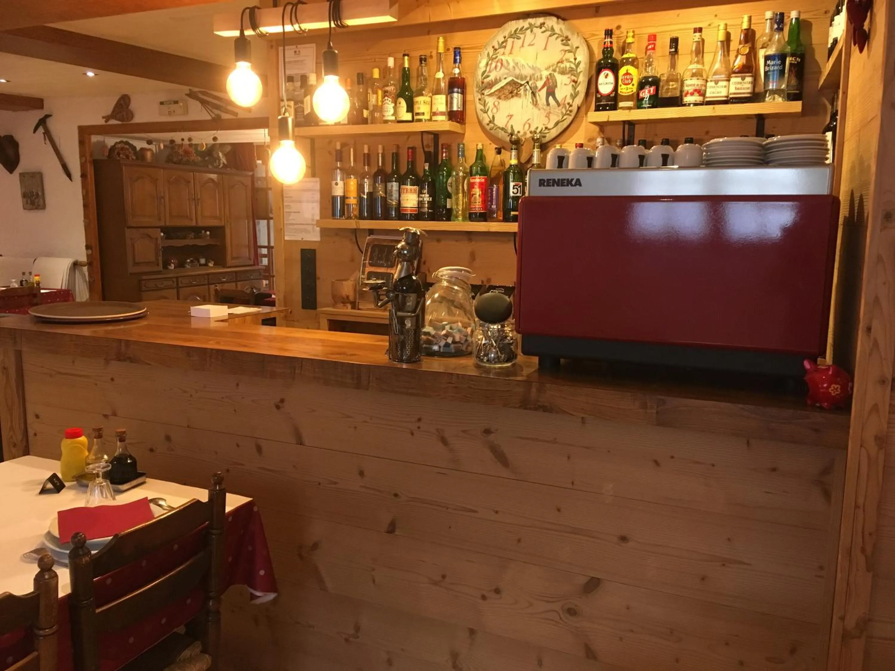 Restaurant/places to eat in Hôtel Restaurant L'ancienne Auberge