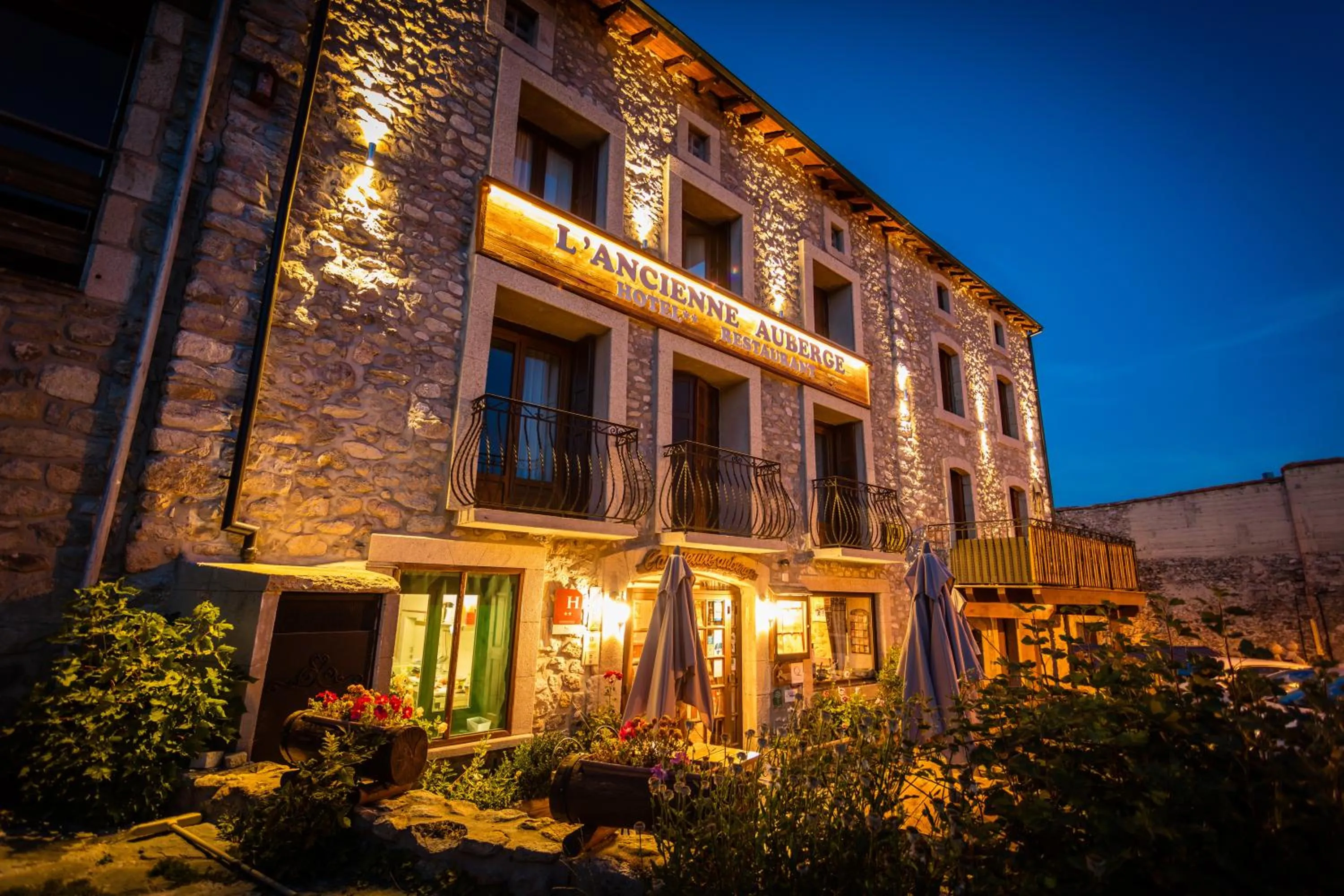 Facade/entrance in Hôtel Restaurant L'ancienne Auberge