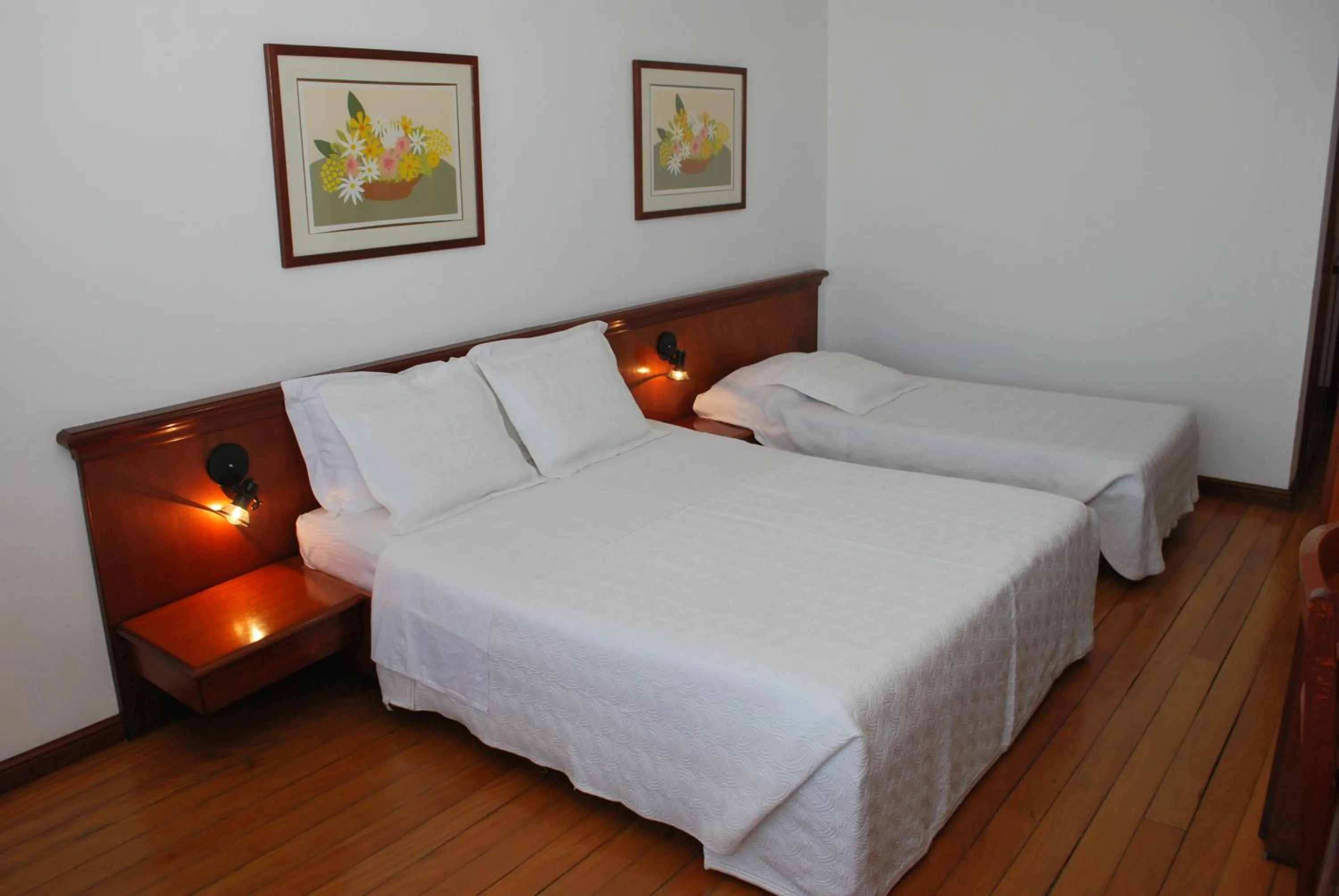Bed in Lucape Palace Hotel