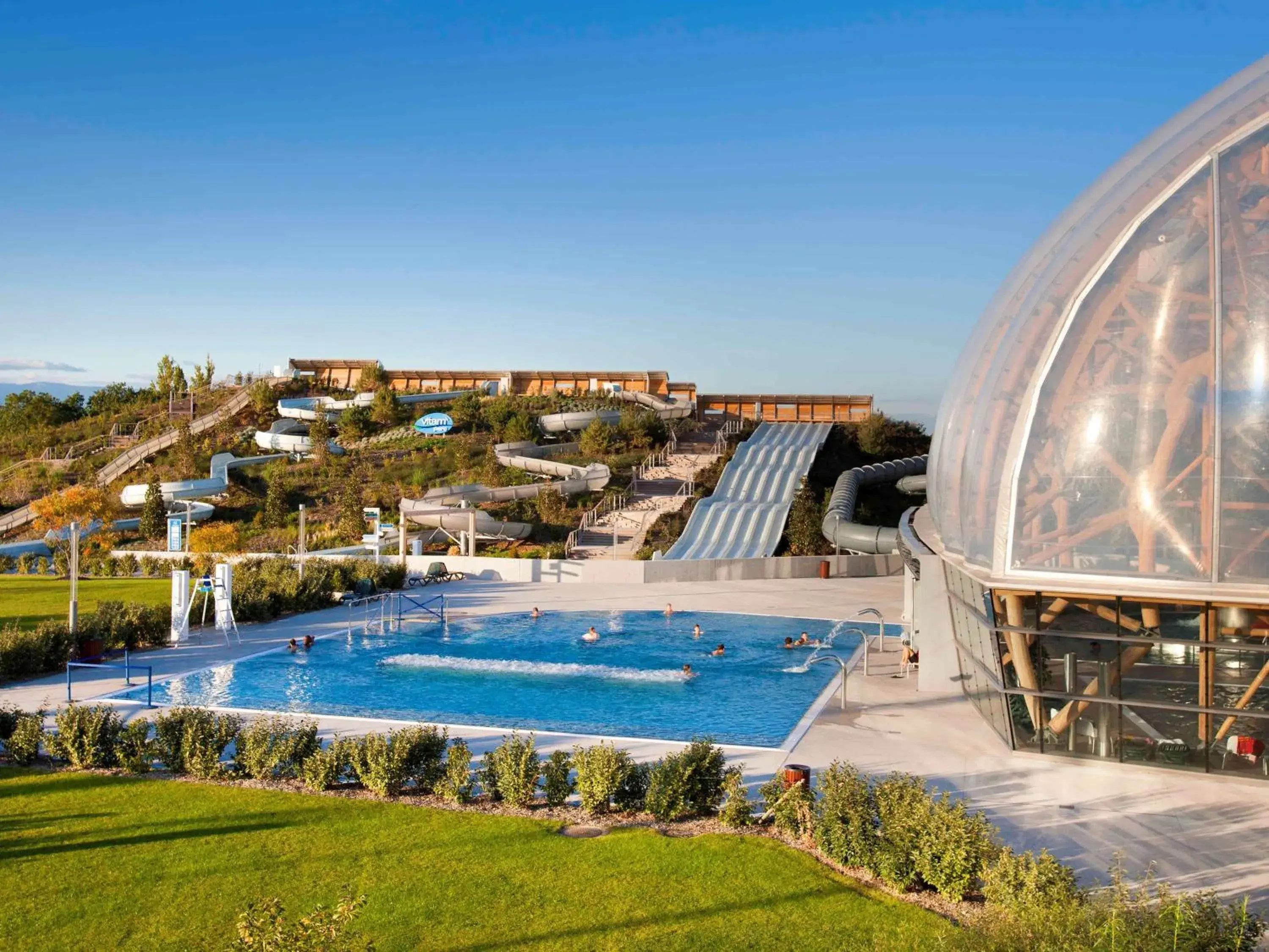 Property building in ibis Styles Saint Julien en Genevois Vitam Property building in ibis Styles Saint Julien en Genevois Vitam