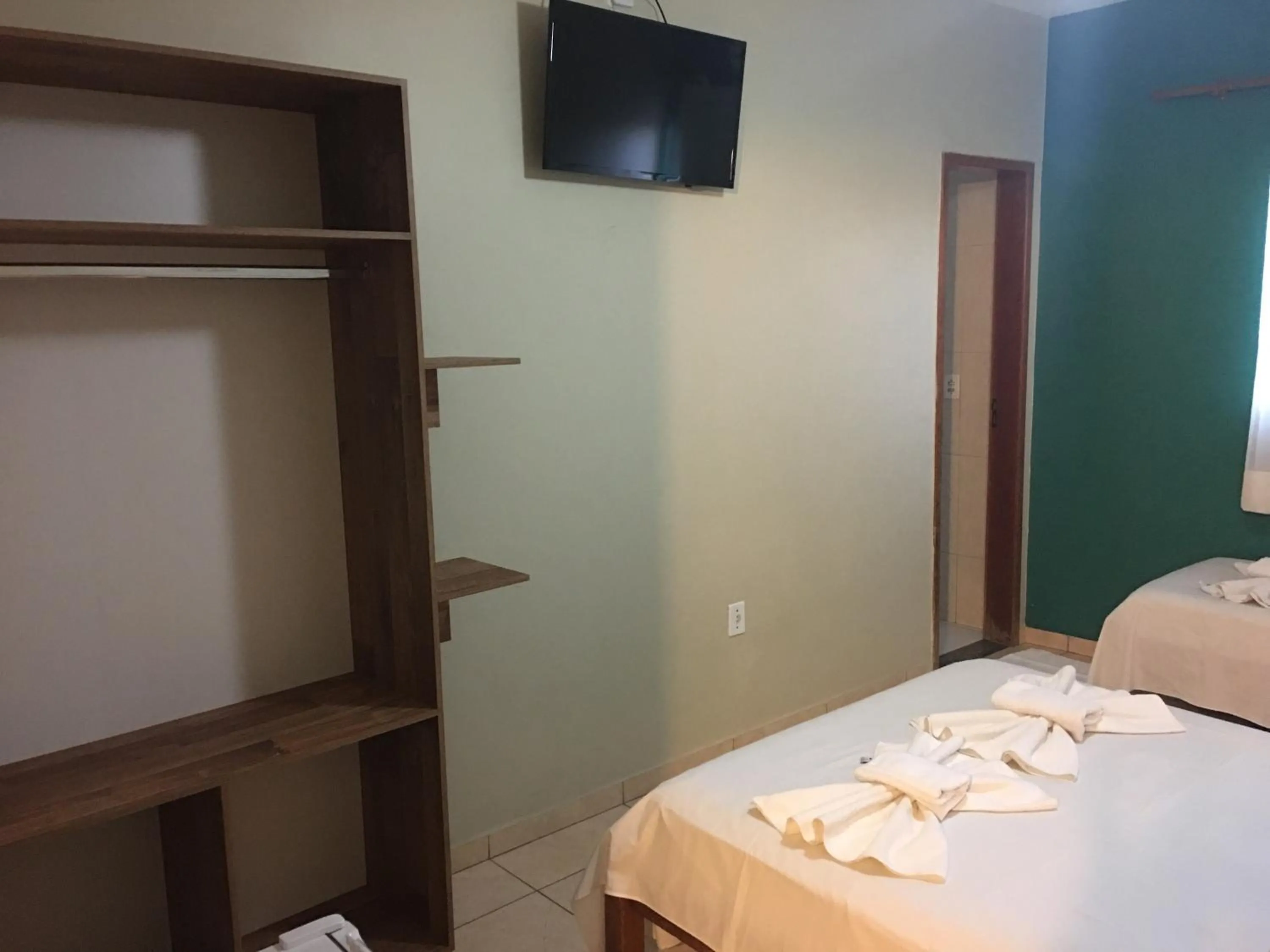 Bed in Trindade Hotel