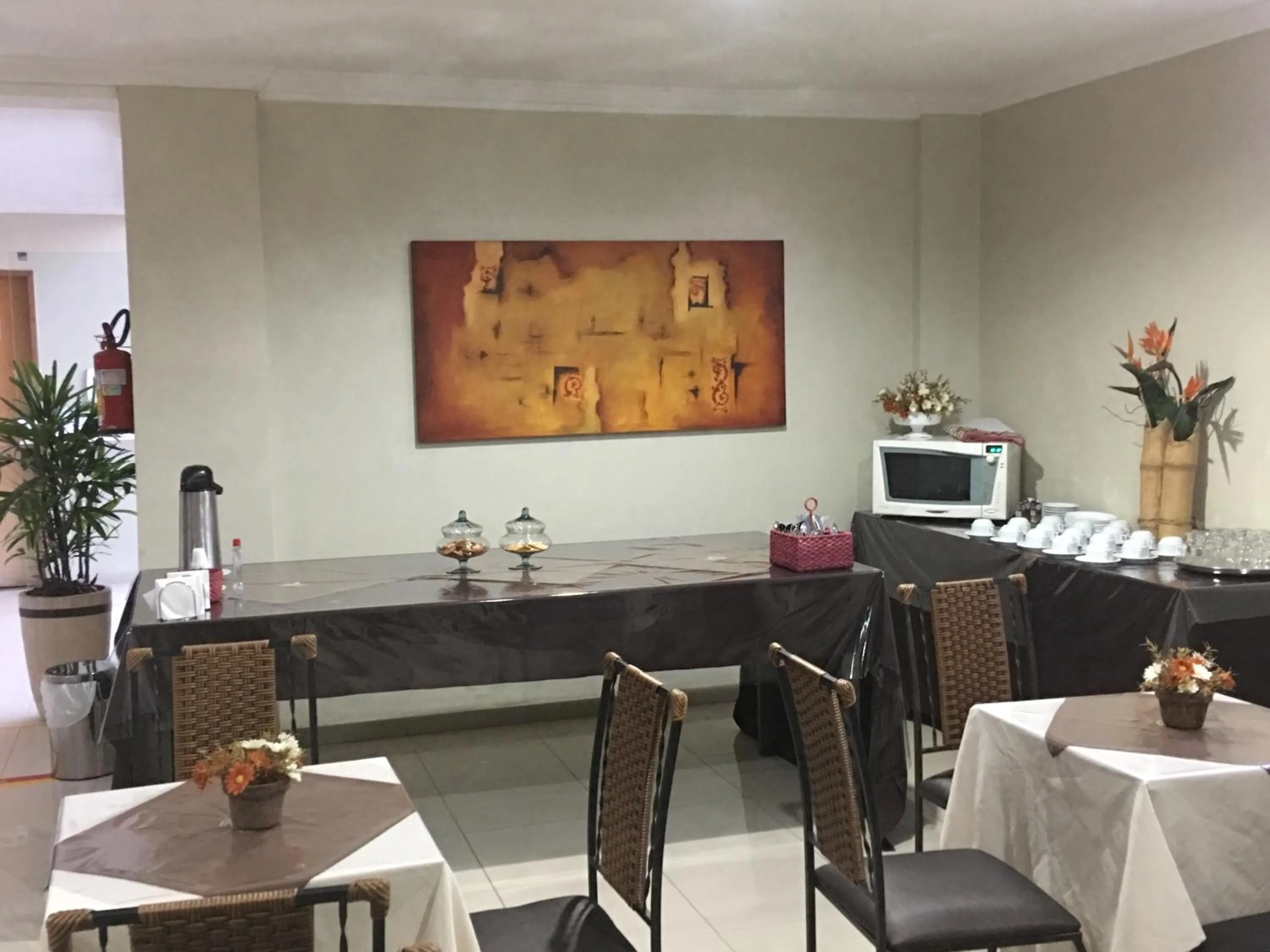 Lounge or bar in Trindade Hotel