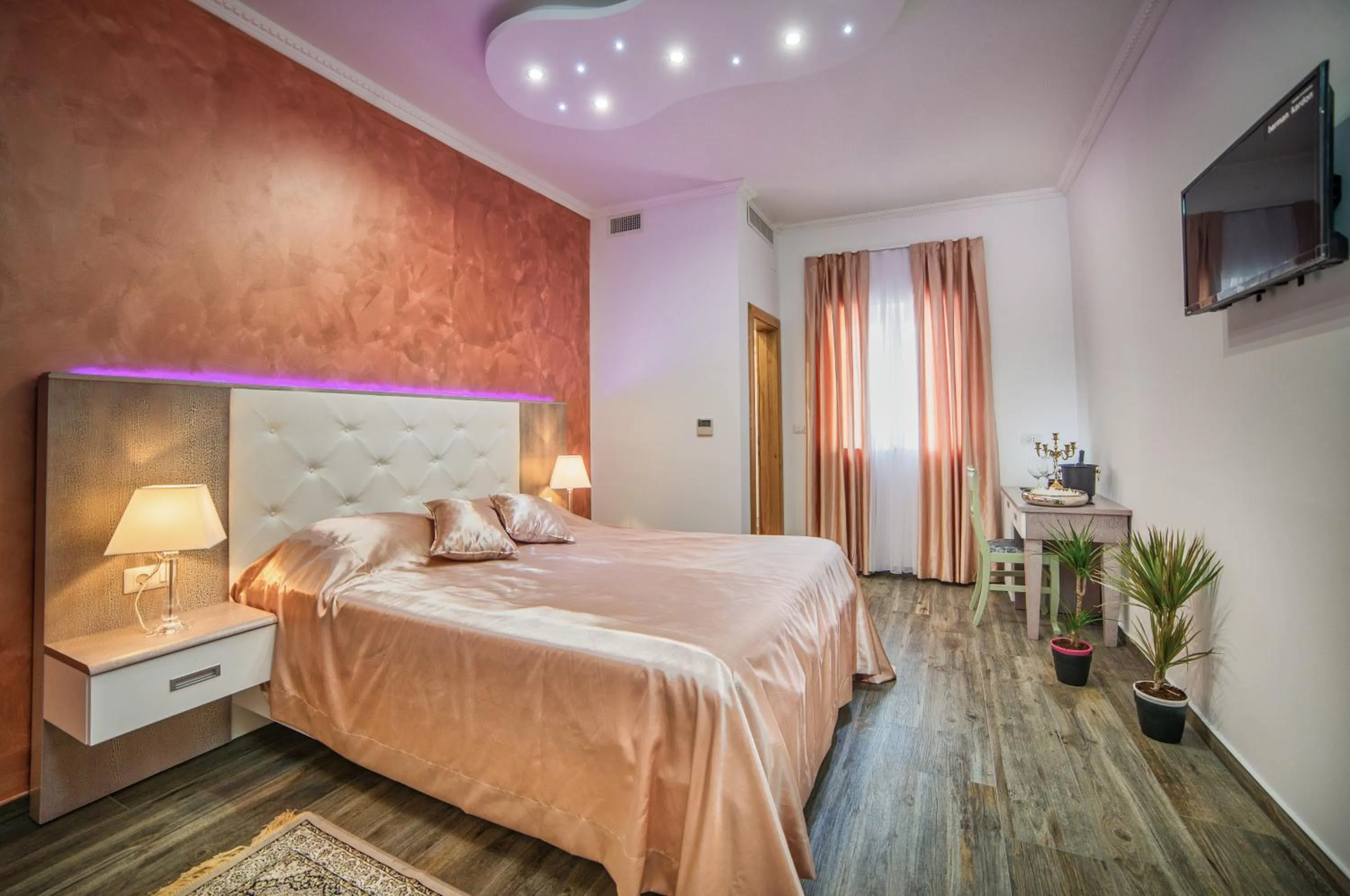 Bedroom, Bed in Hotel Boutique Natka