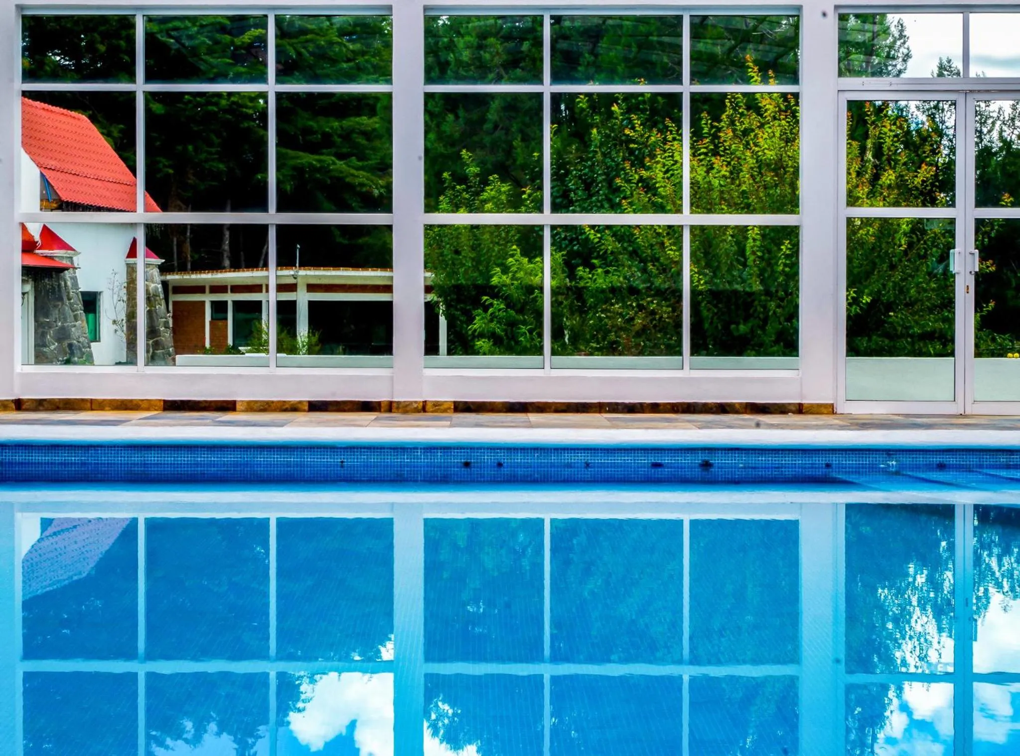 Swimming pool in Villas Xänthe