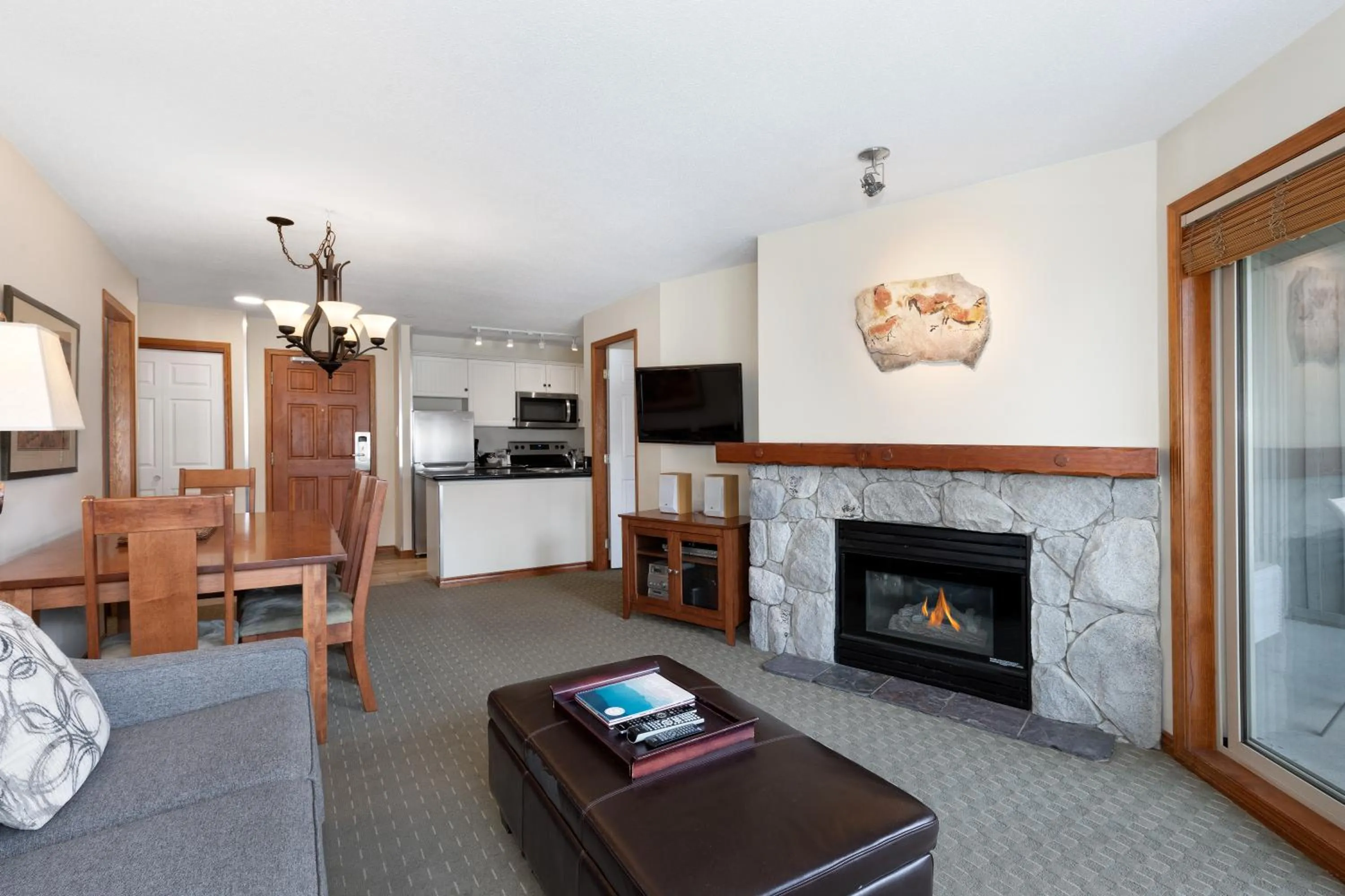 TV and multimedia in The Aspens by Whiski Jack