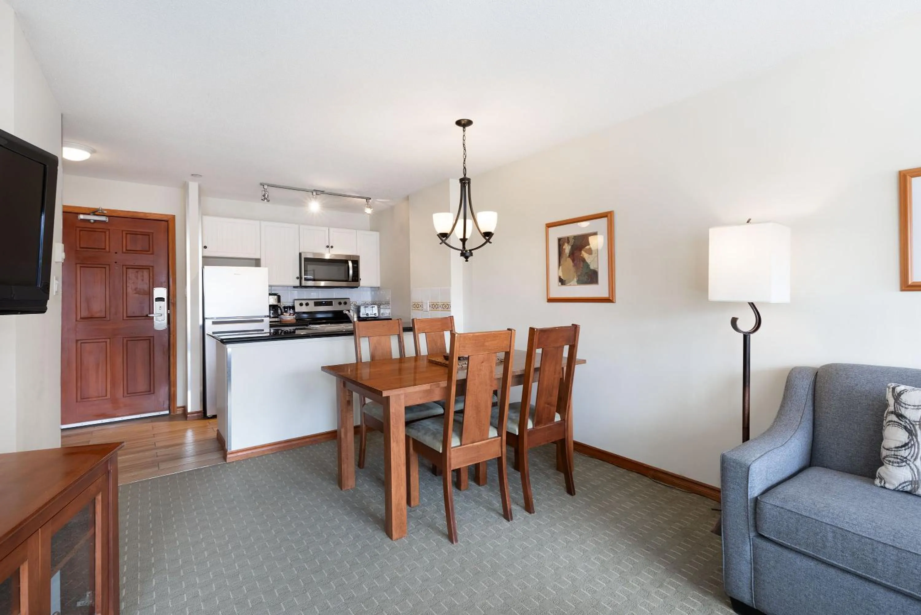 Dining area in The Aspens by Whiski Jack