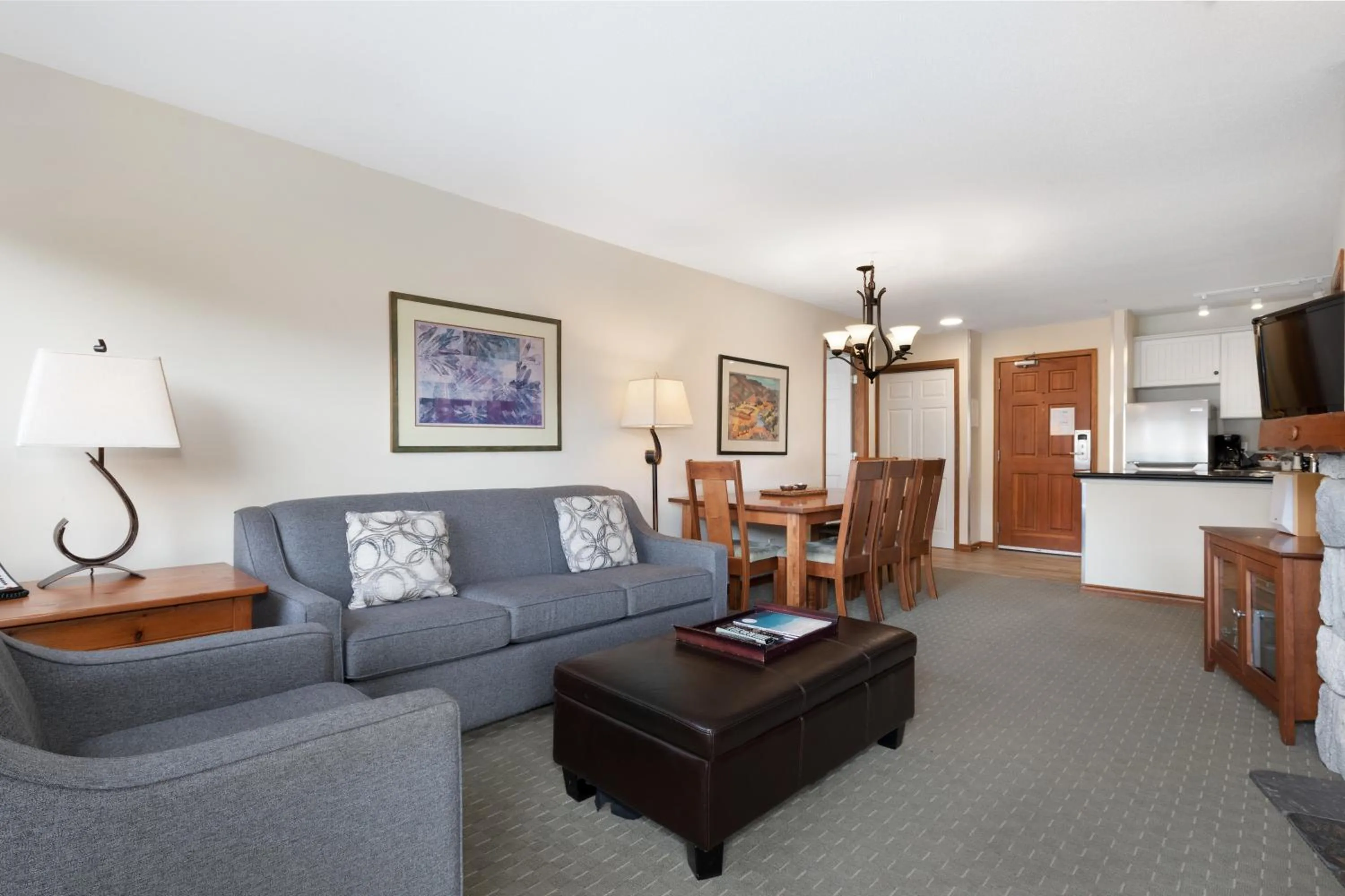 TV and multimedia in The Aspens by Whiski Jack