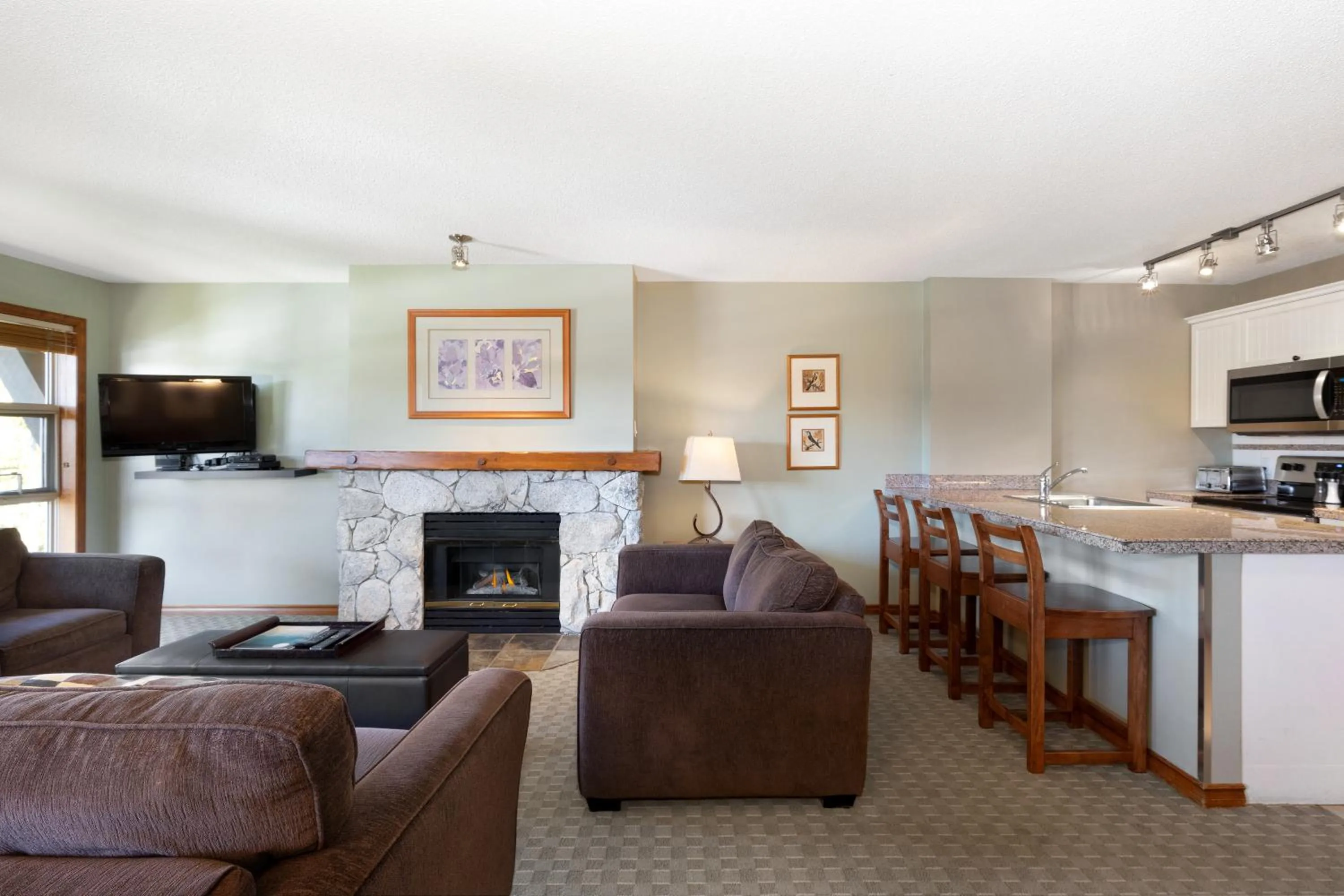 TV and multimedia in The Aspens by Whiski Jack