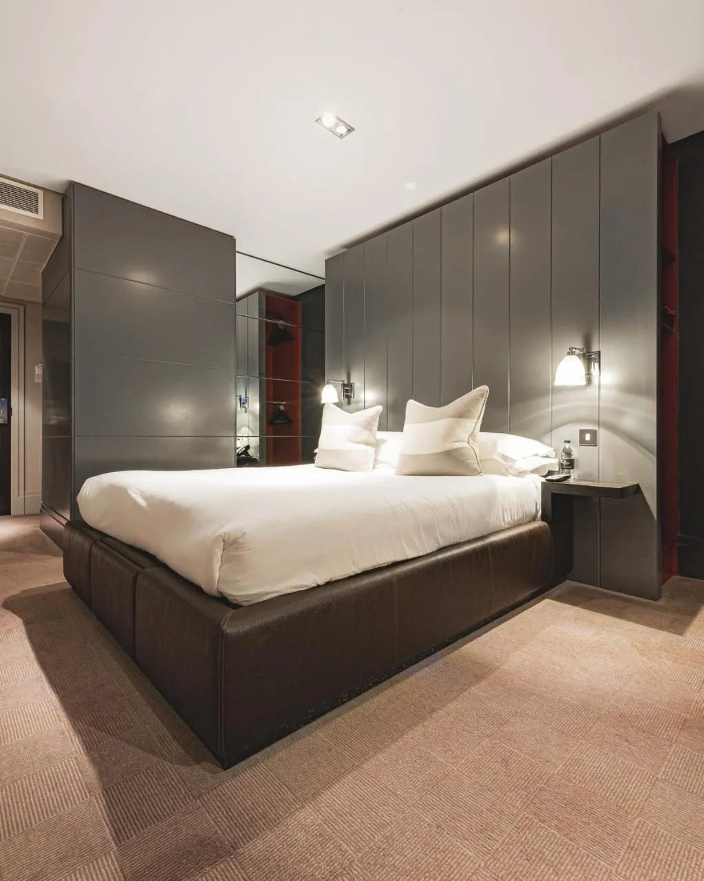 Bed in Dakota Eurocentral