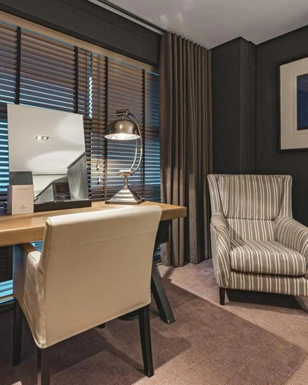 Seating area in Dakota Eurocentral