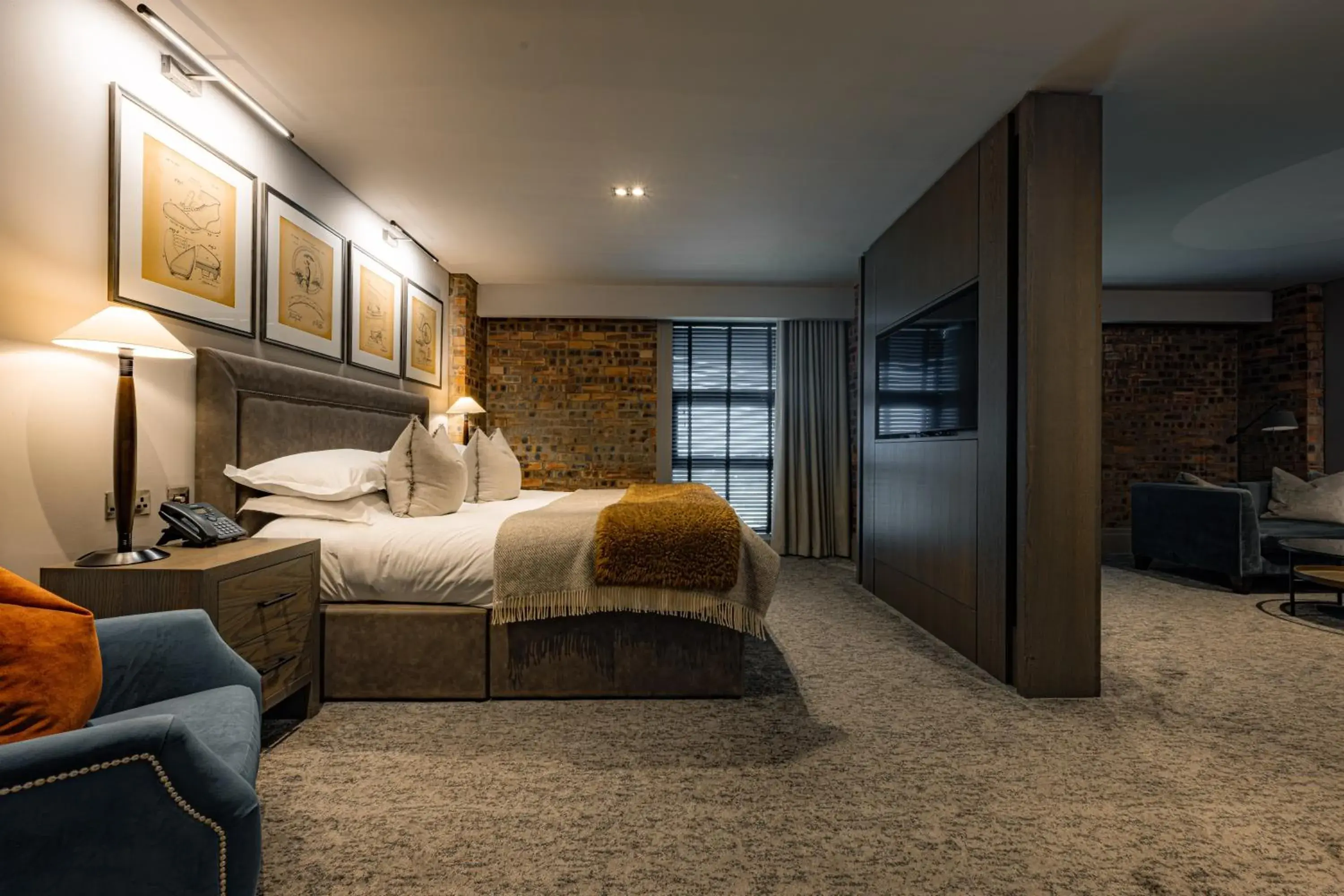 Bed in Dakota Eurocentral Bed in Dakota Eurocentral